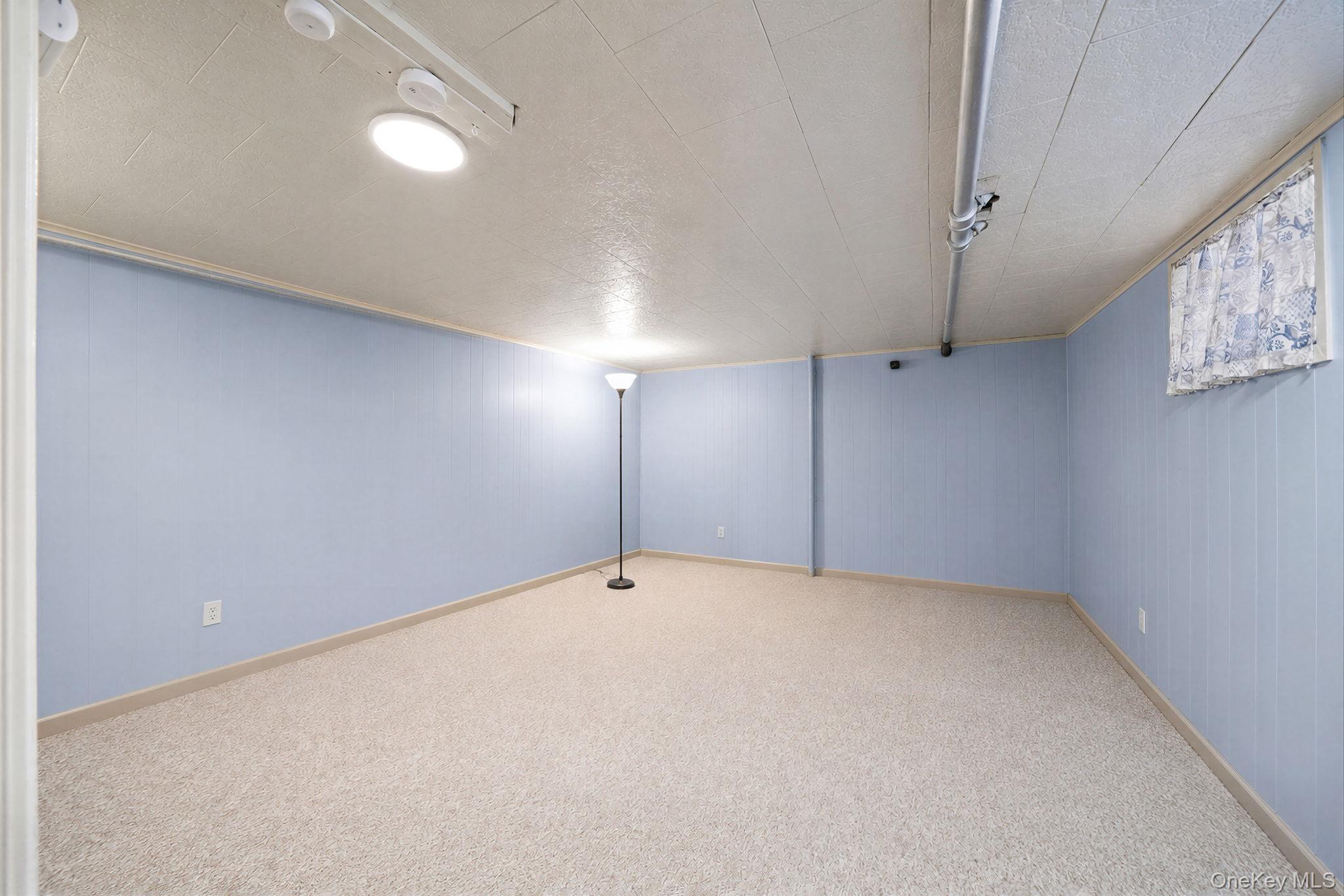 Single Family 219th Street Queens, NY 11427, MLS-1036564-22