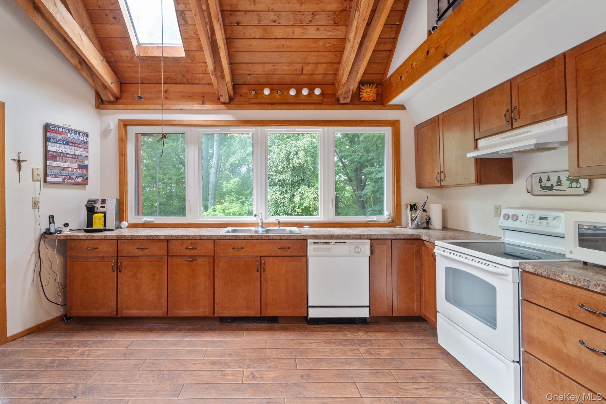 Single Family Cotton Hill Rd Middleburgh Ny Out Of Area, NY 12122, MLS-1036566-9