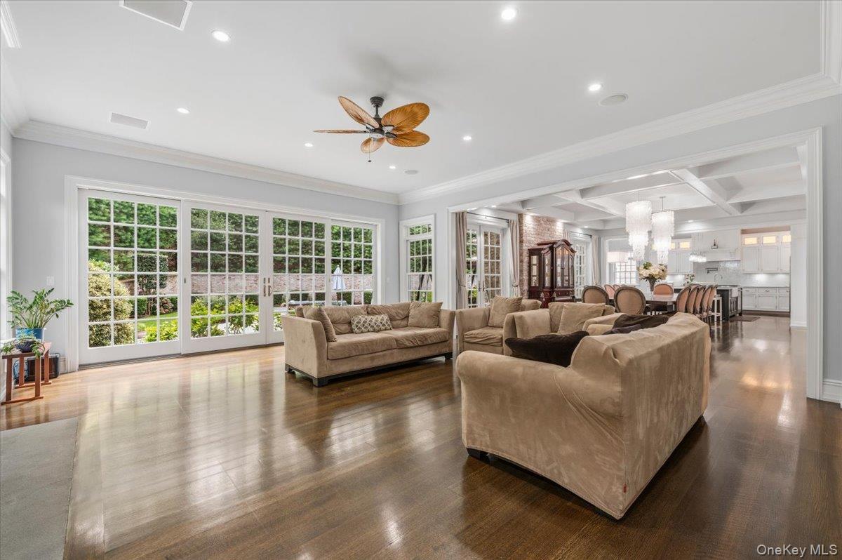 Single Family N Country Road  Suffolk County, NY 11792, MLS-1036567-12