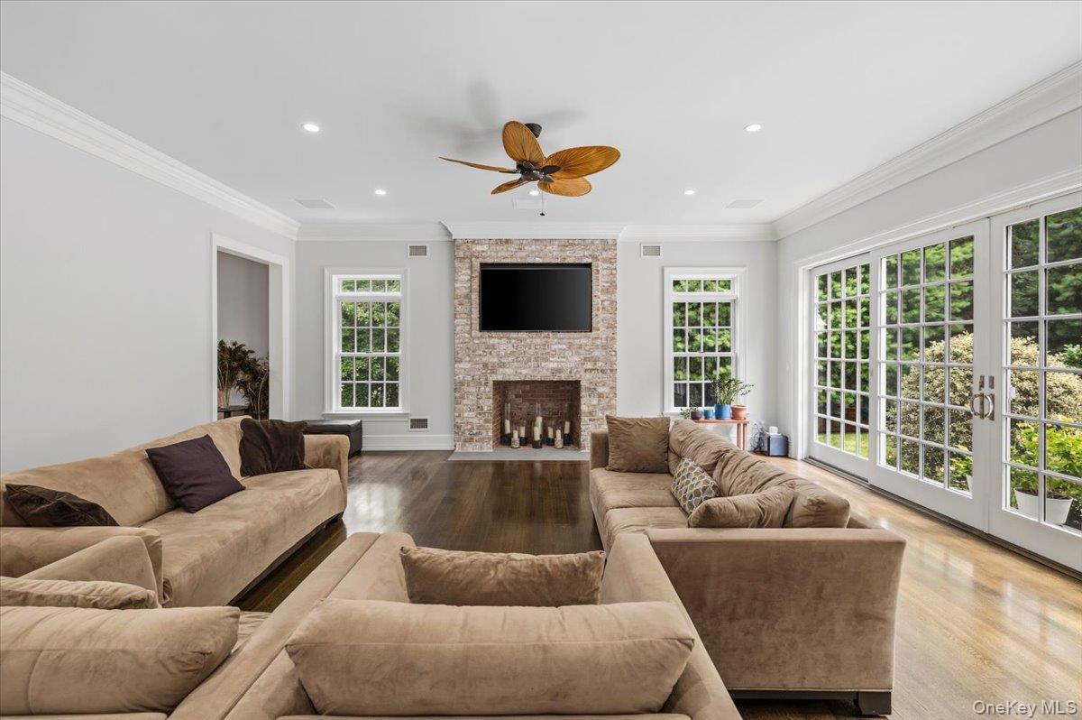 Single Family N Country Road  Suffolk County, NY 11792, MLS-1036567-13