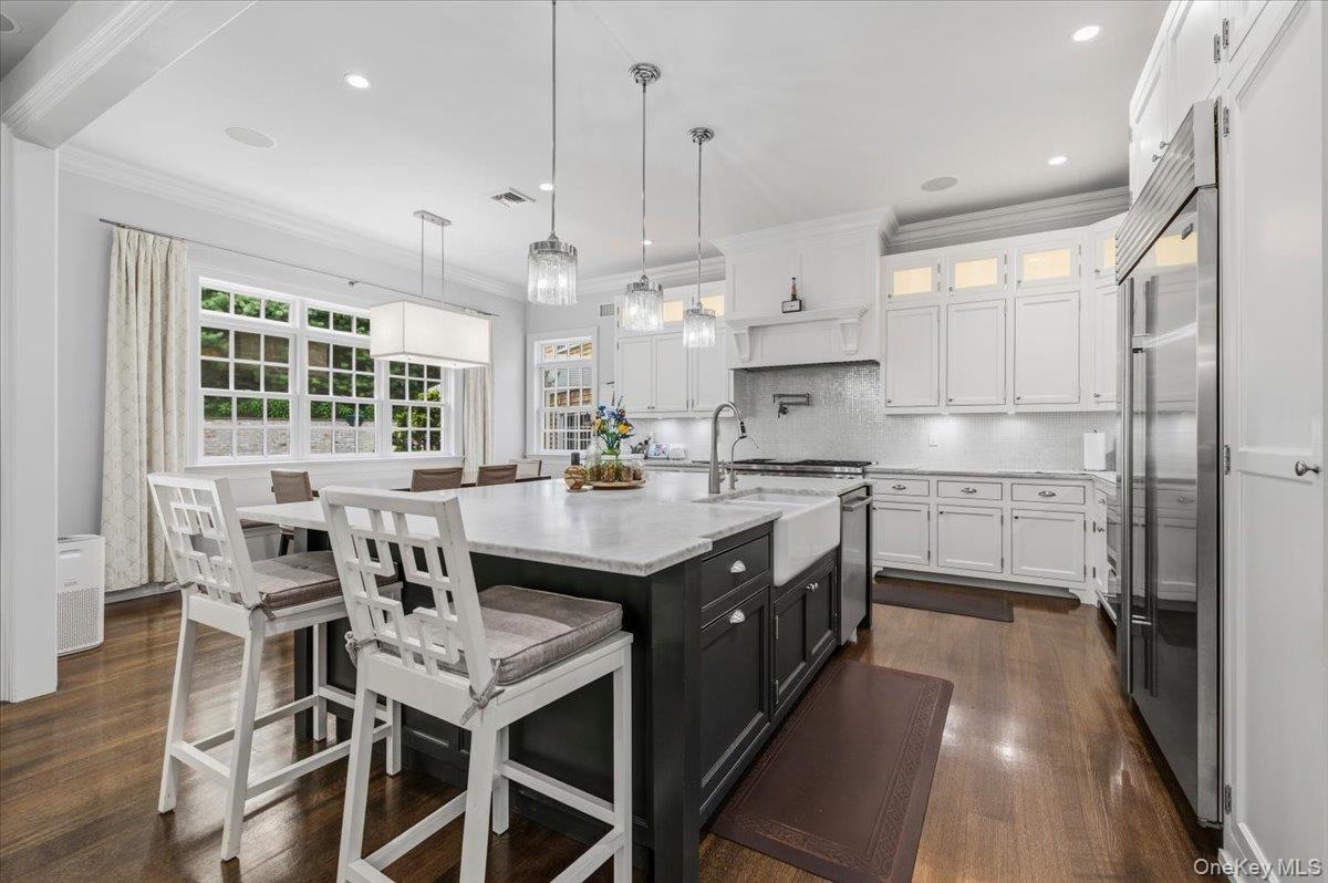 Single Family N Country Road  Suffolk County, NY 11792, MLS-1036567-7