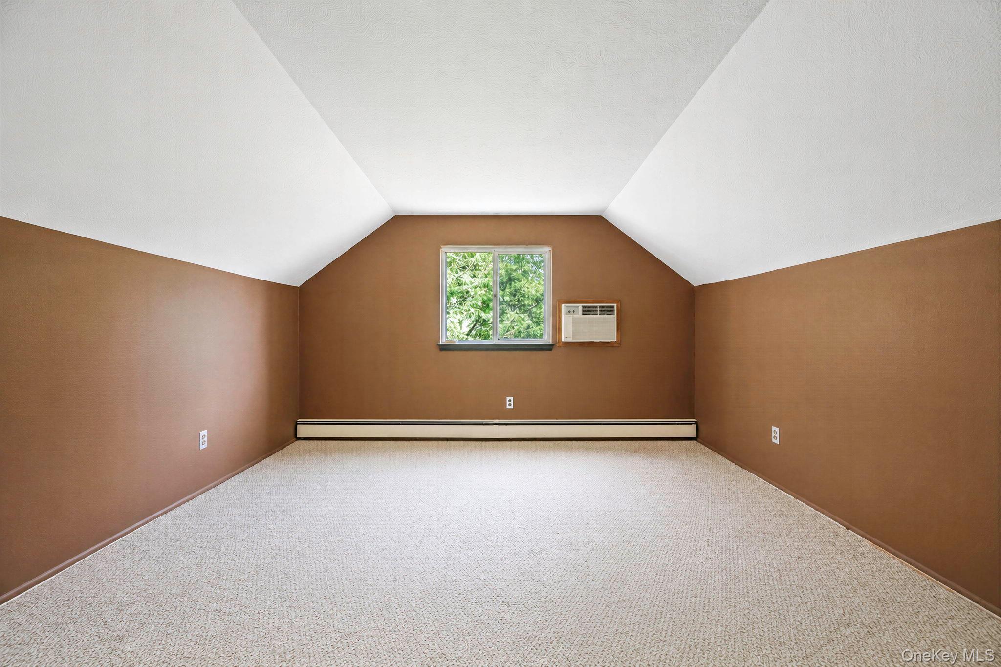 Single Family Sipp Avenue  Suffolk County, NY 11763, MLS-1036570-21