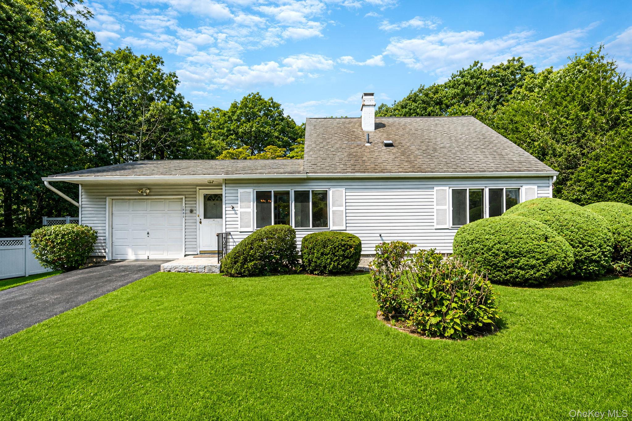 Single Family Sipp Avenue  Suffolk County, NY 11763, MLS-1036570-3