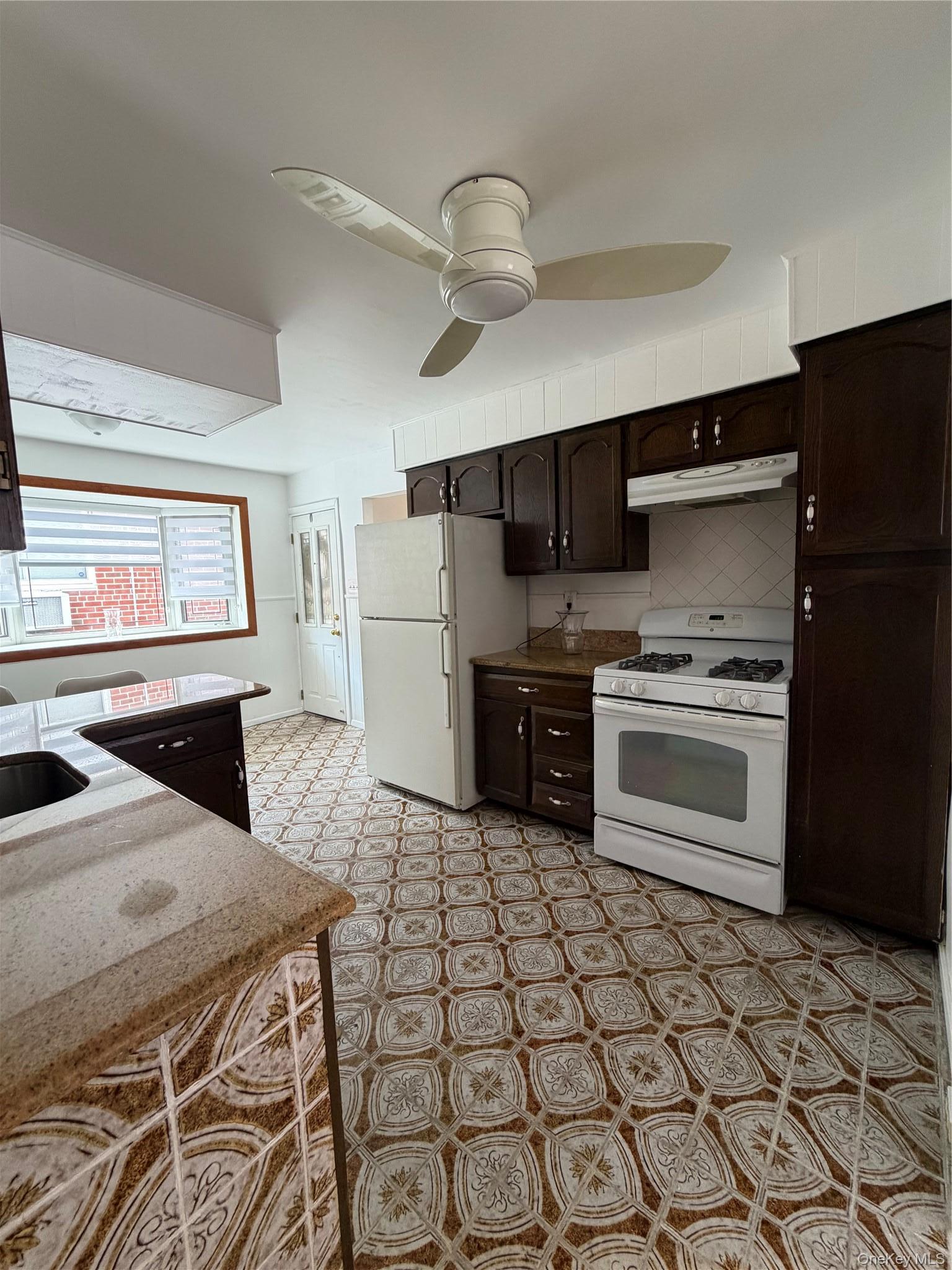Single Family 140th Avenue Queens, NY 11413, MLS-1036575-14