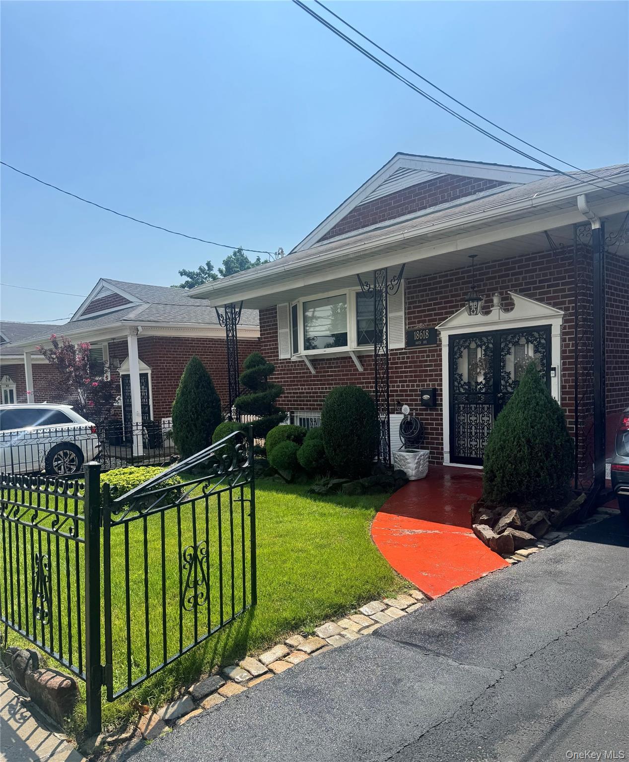 Single Family 140th Avenue Queens, NY 11413, MLS-1036575-2