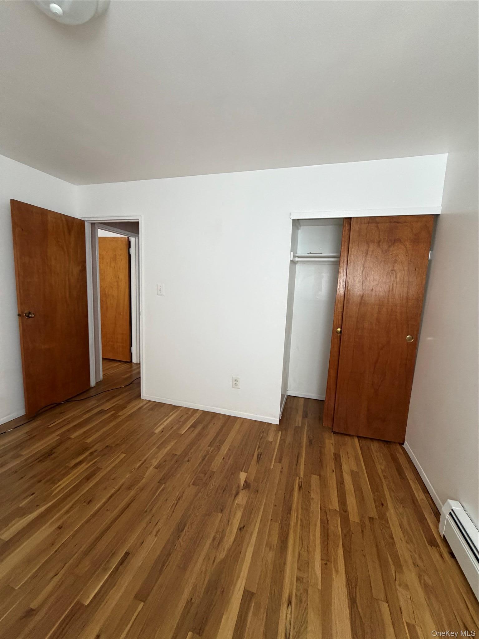 Single Family 140th Avenue Queens, NY 11413, MLS-1036575-25