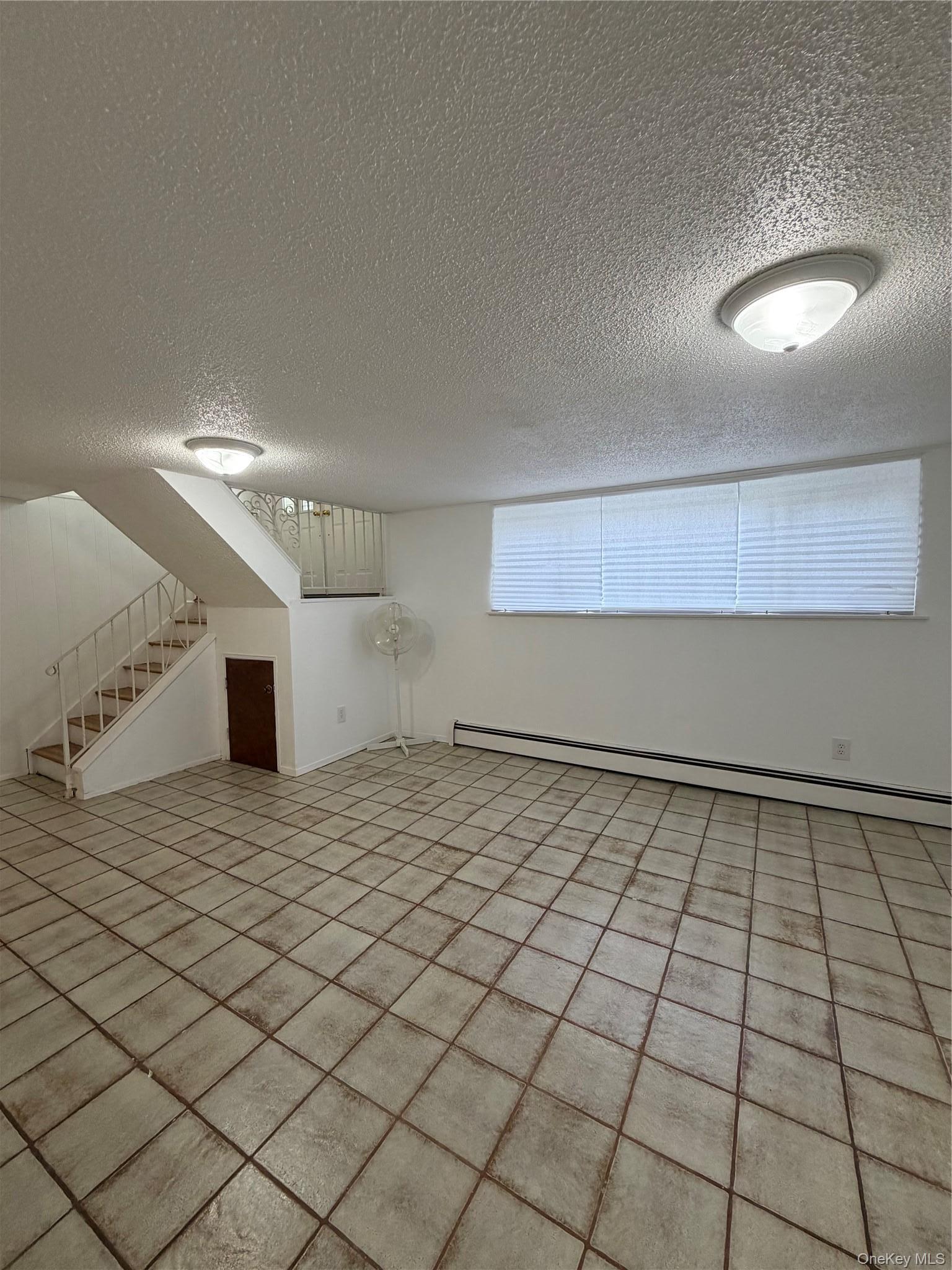 Single Family 140th Avenue Queens, NY 11413, MLS-1036575-32
