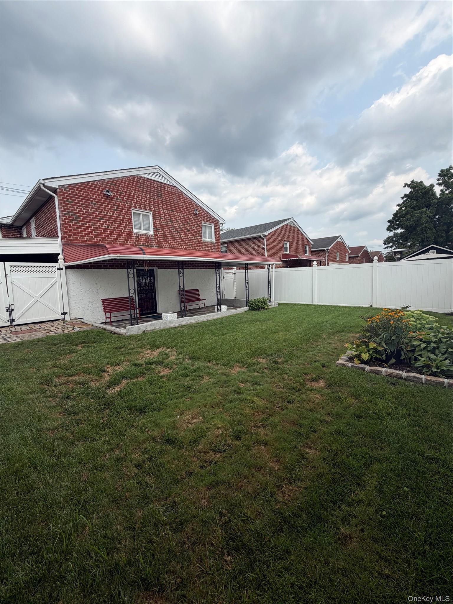 Single Family 140th Avenue Queens, NY 11413, MLS-1036575-37