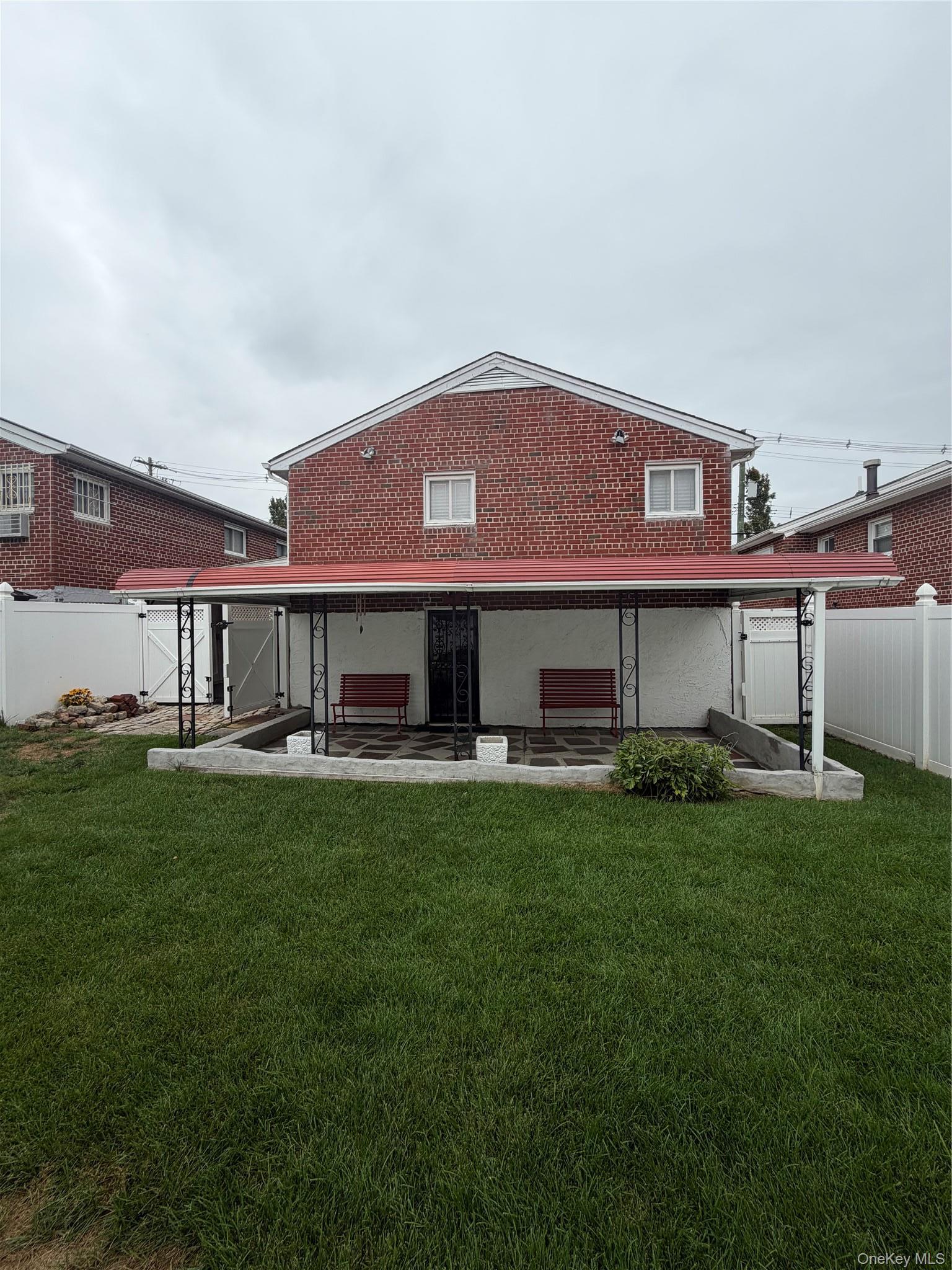 Single Family 140th Avenue  Queens, NY 11413, MLS-1036575-44