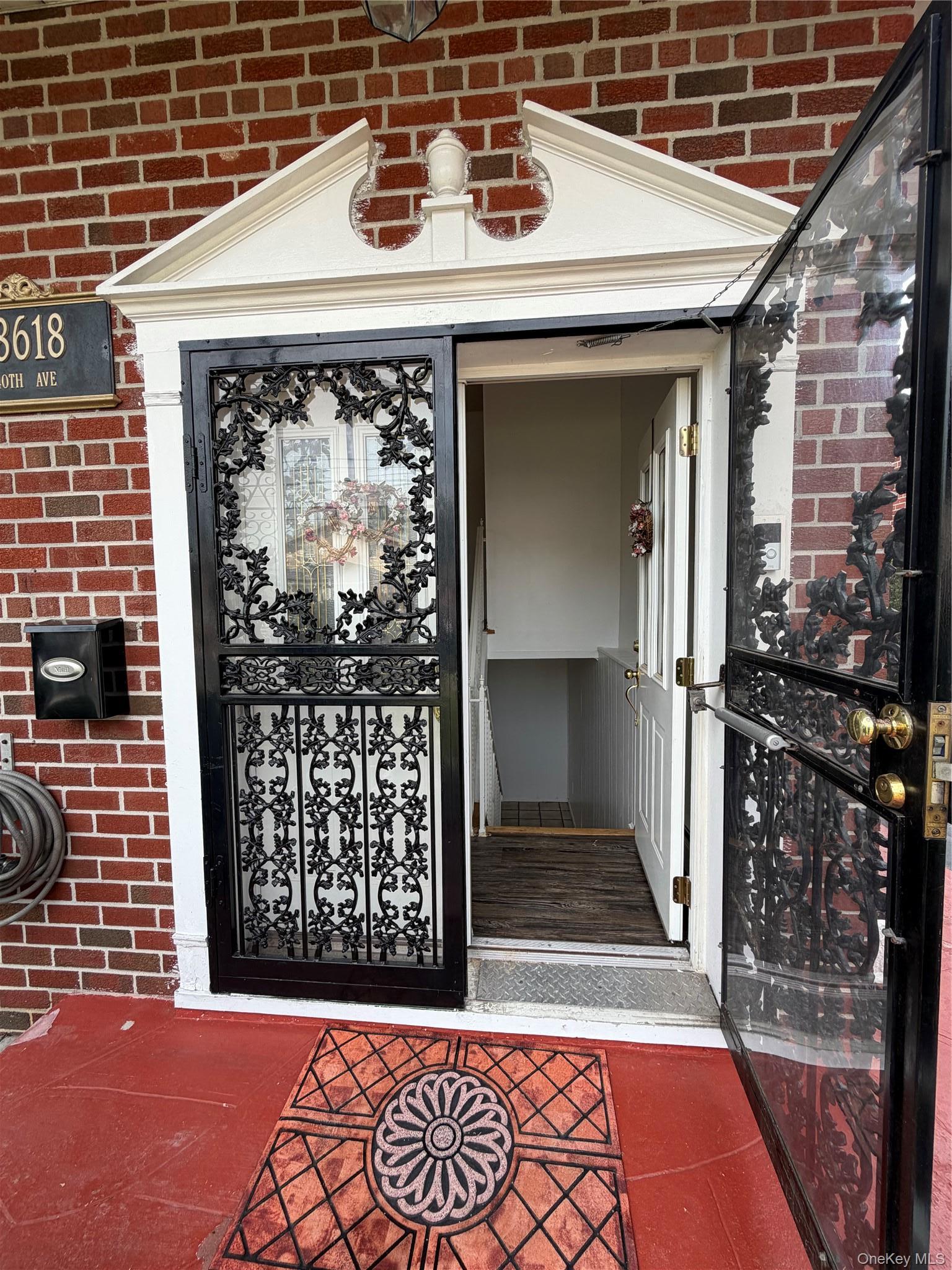 Single Family 140th Avenue Queens, NY 11413, MLS-1036575-8