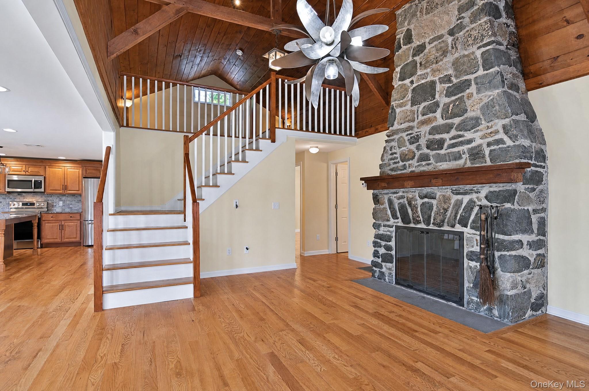 Single Family Sunset New Fairfield, Ct Trail Out Of Area, NY 06812, MLS-1036580-11