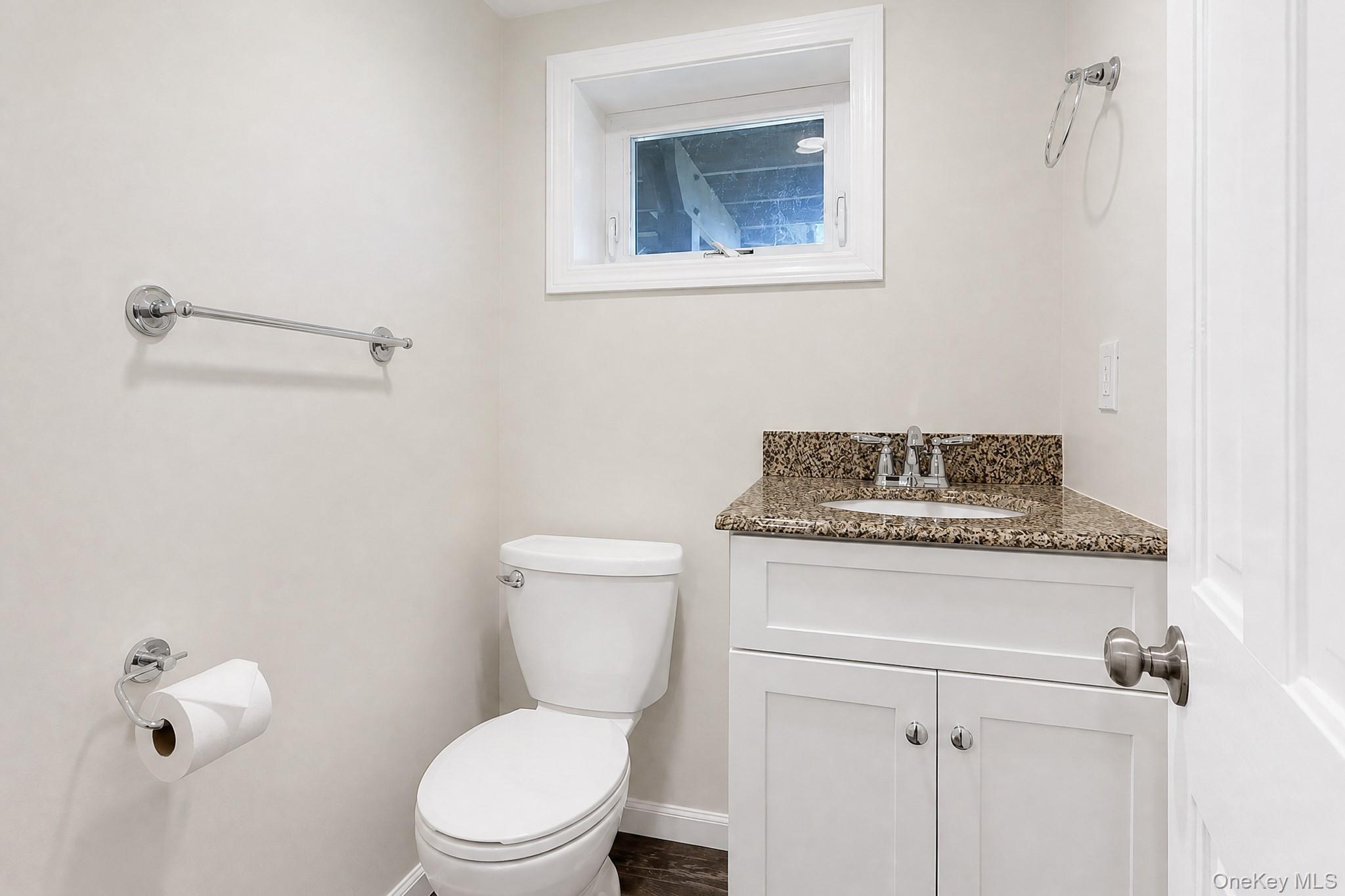 Single Family Sunset New Fairfield, Ct Trail Out Of Area, NY 06812, MLS-1036580-28