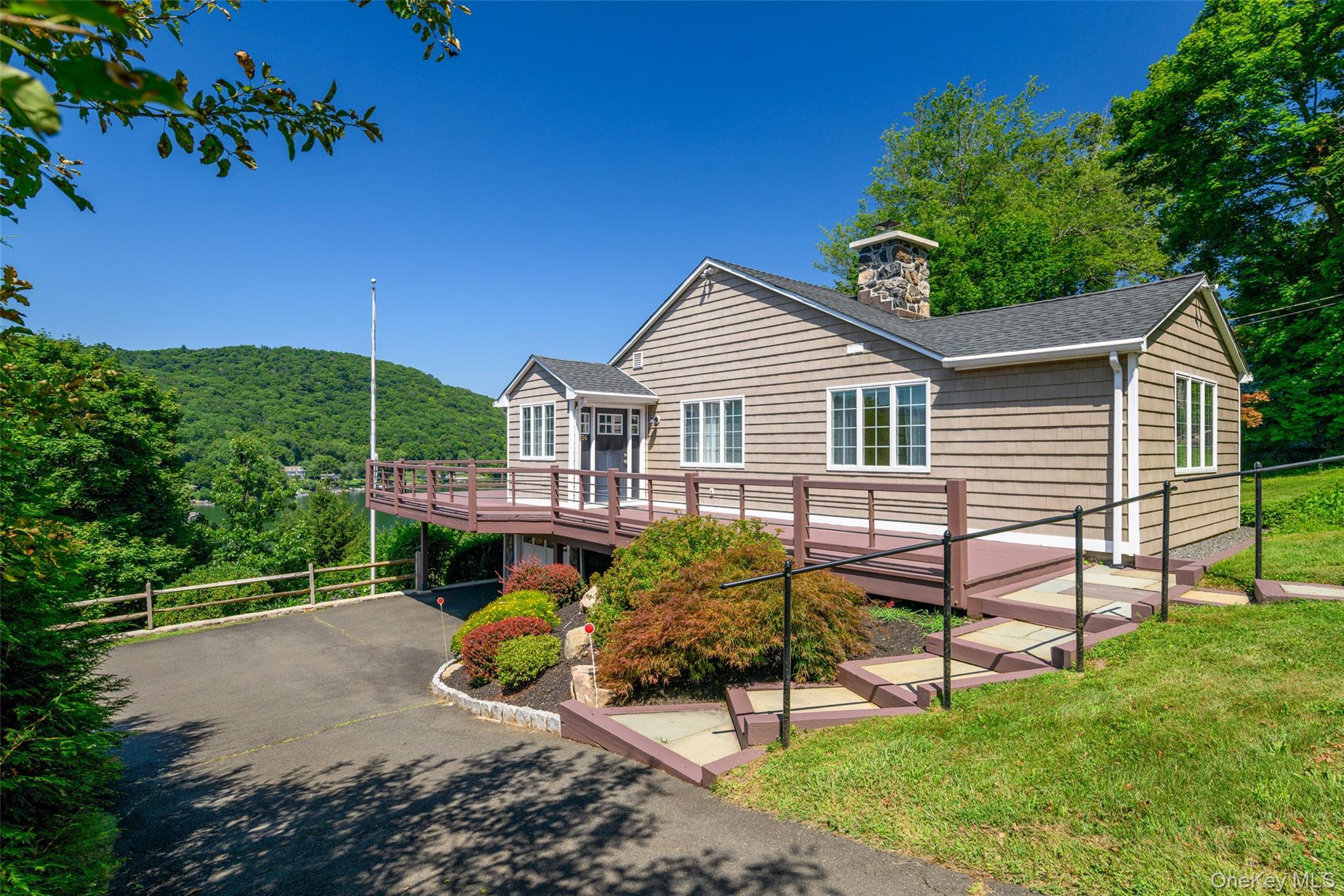 Single Family Sunset New Fairfield, Ct Trail Out Of Area, NY 06812, MLS-1036580-3