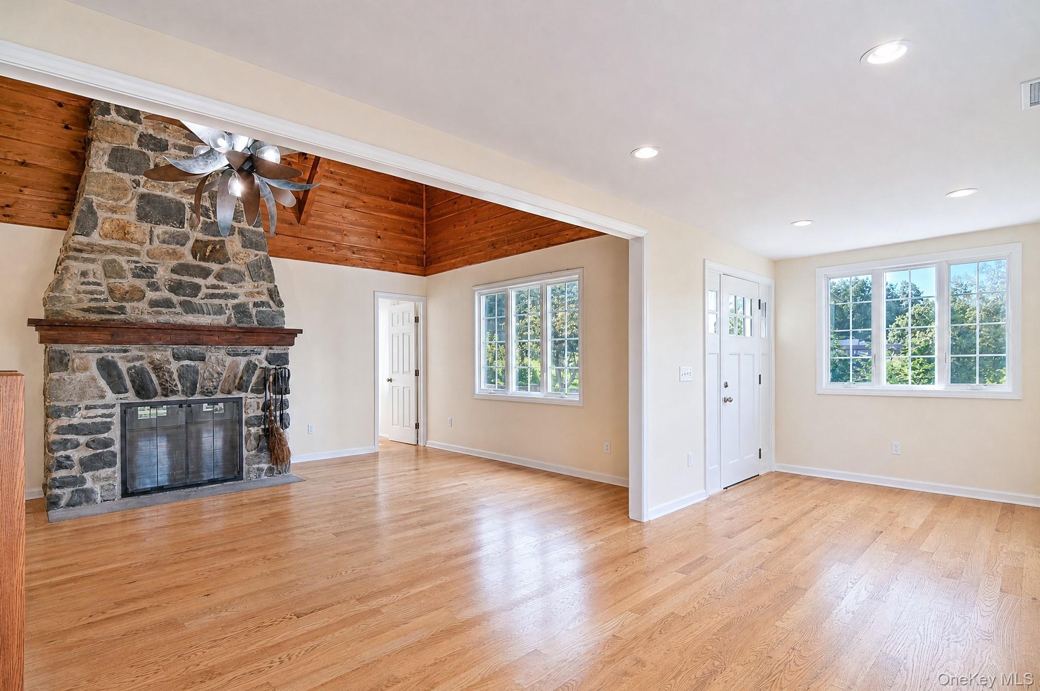Single Family Sunset New Fairfield, Ct Trail Out Of Area, NY 06812, MLS-1036580-9
