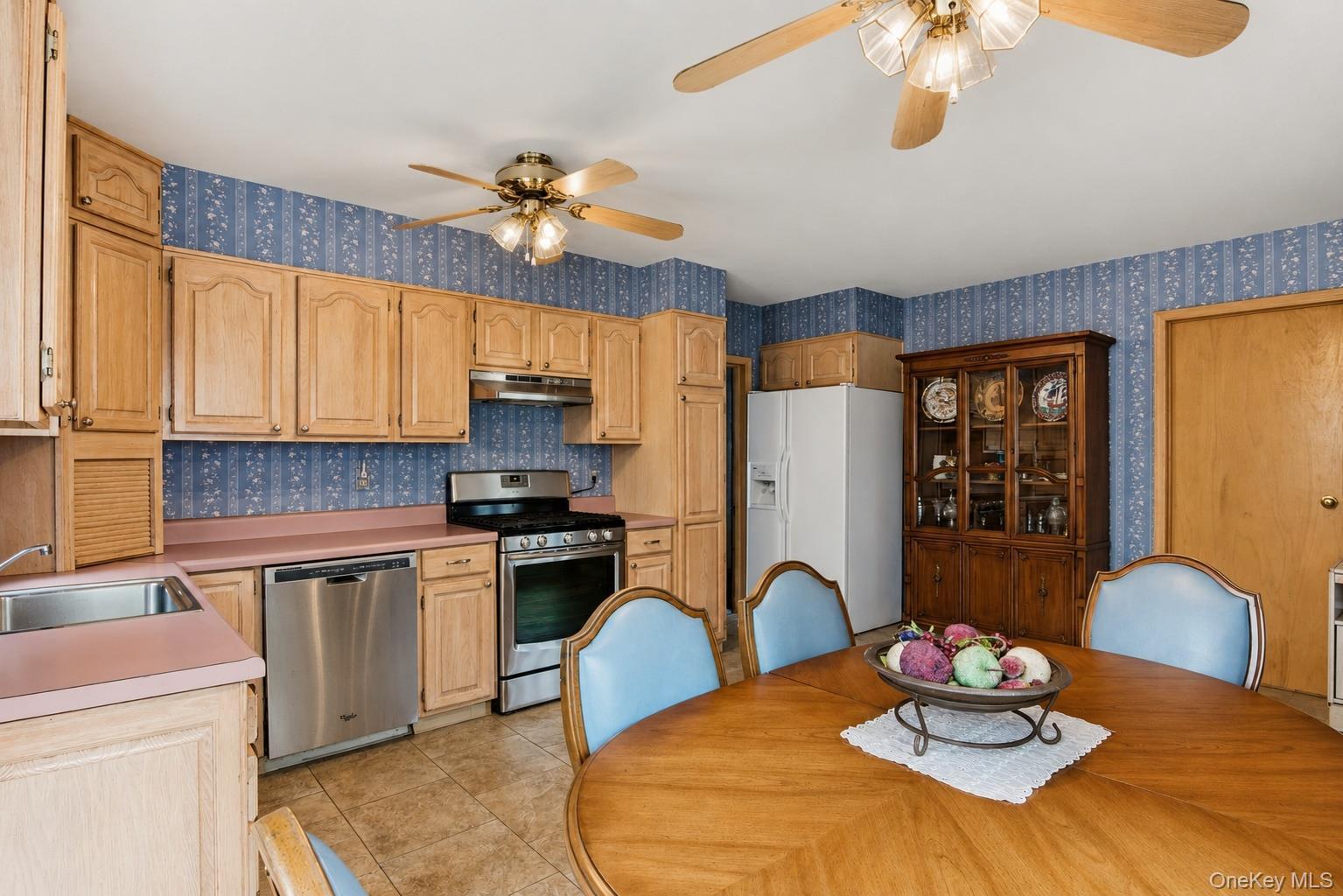 Single Family Soundview Drive  Suffolk County, NY 11778, MLS-1036593-13