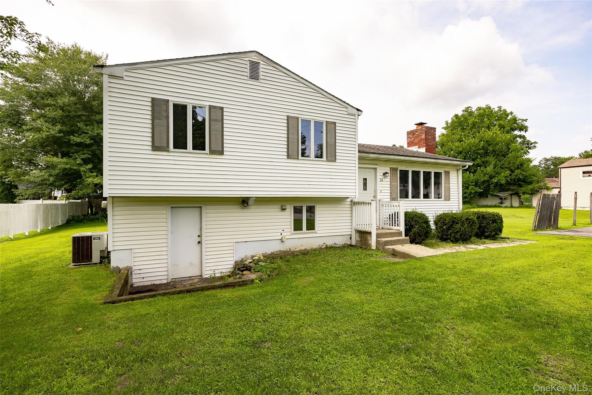Single Family Riverview Drive Dutchess County, NY 12524, MLS-1036602-16