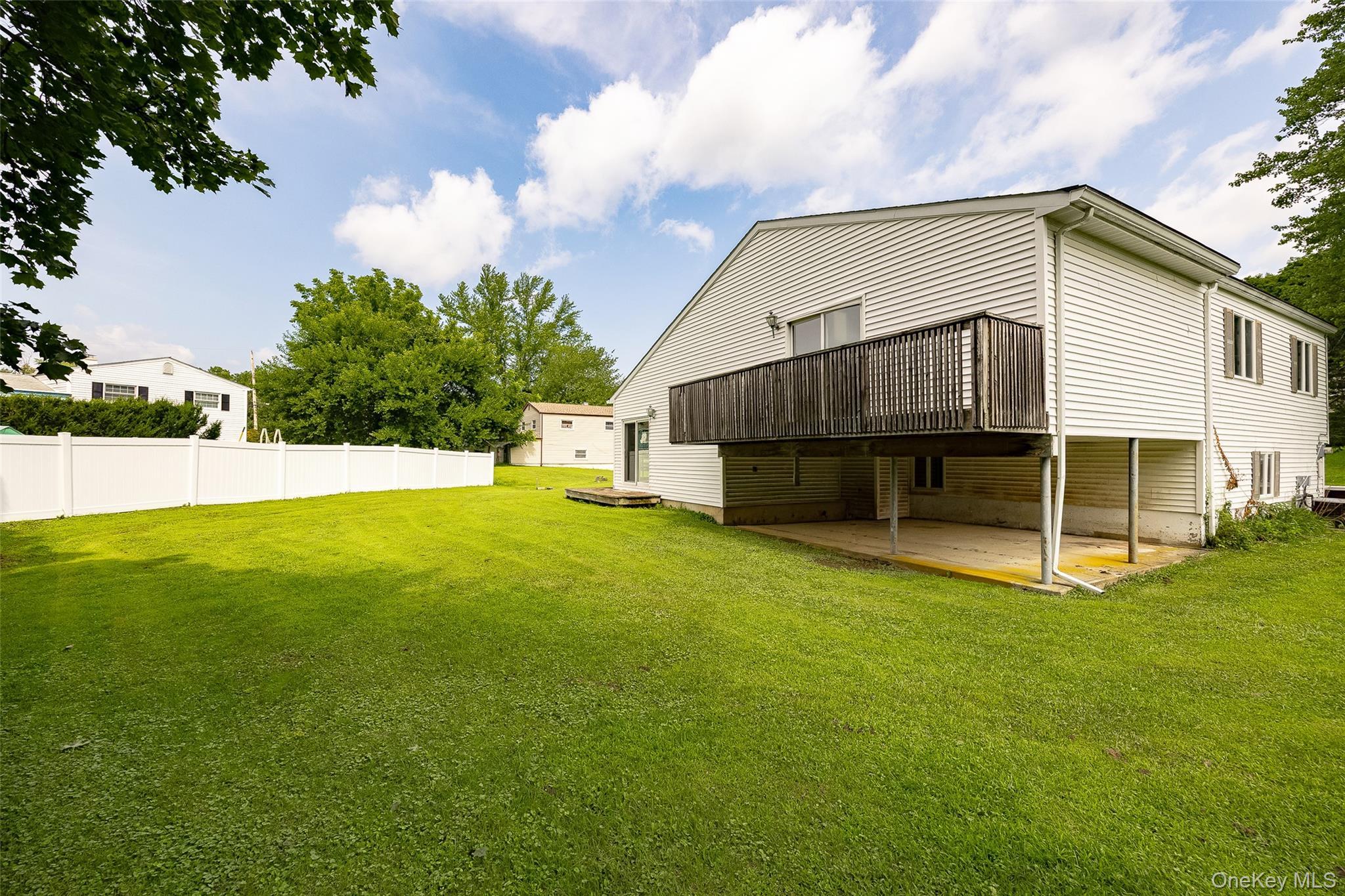 Single Family Riverview Drive Dutchess County, NY 12524, MLS-1036602-17
