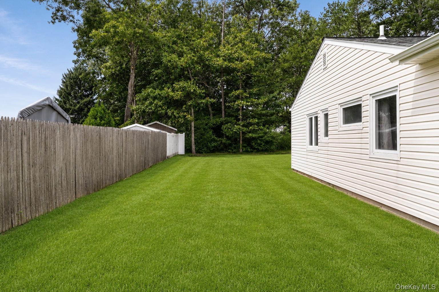 Single Family Shelley Court Suffolk County, NY 11953, MLS-1036634-19