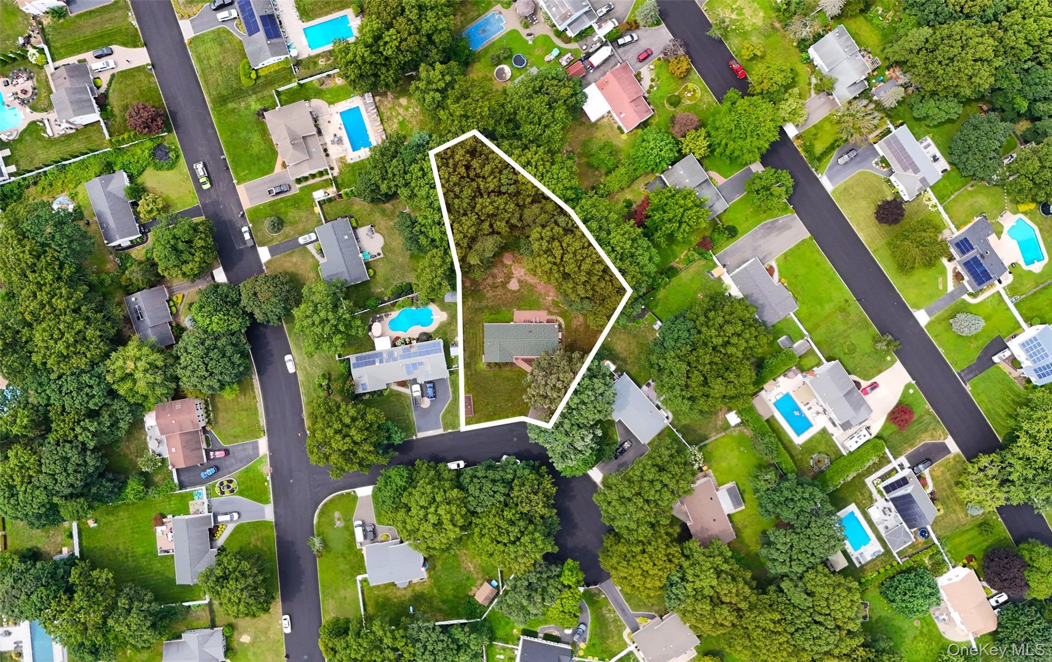Single Family Shelley Court Suffolk County, NY 11953, MLS-1036634-26