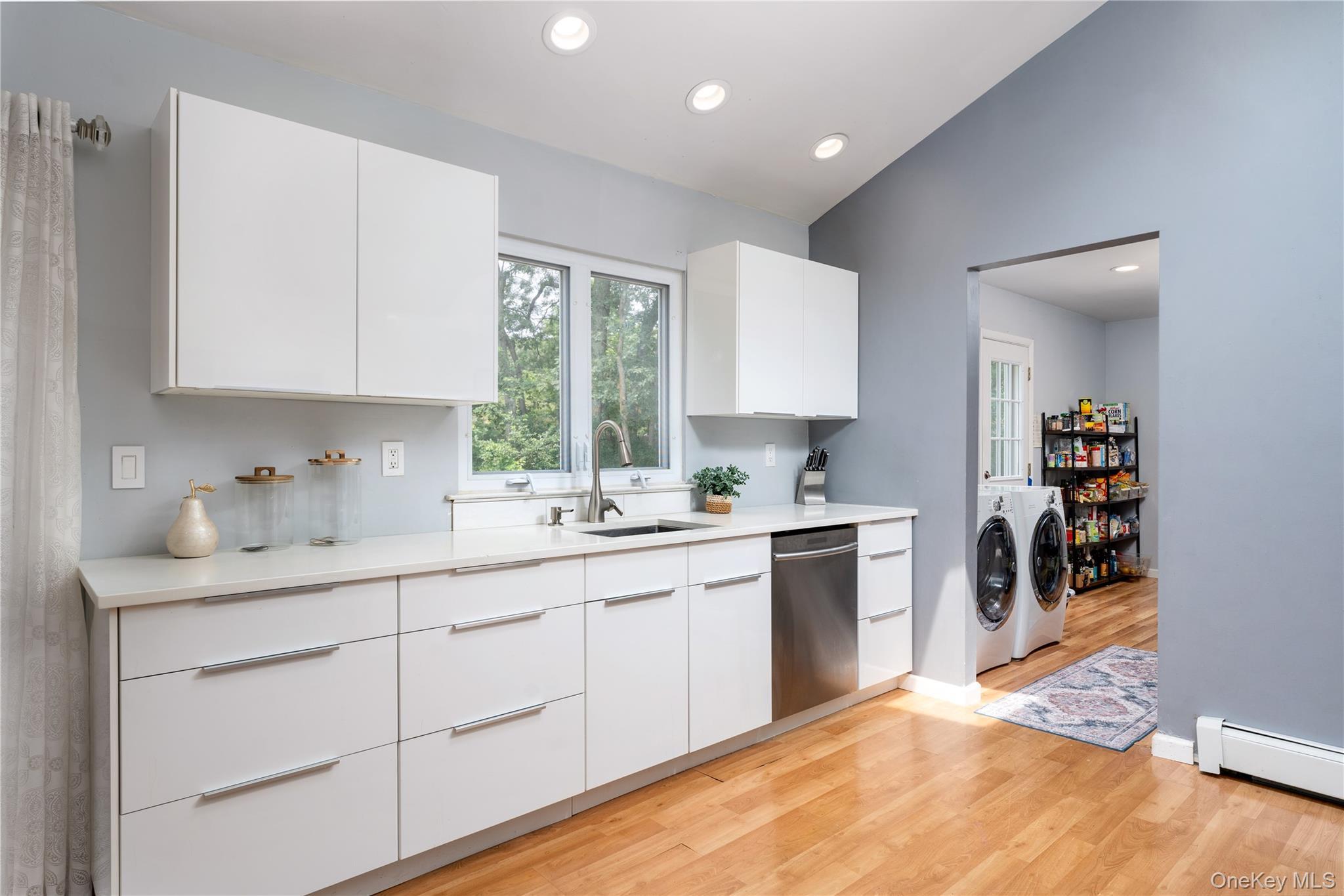 Single Family Shelley Court Suffolk County, NY 11953, MLS-1036634-5