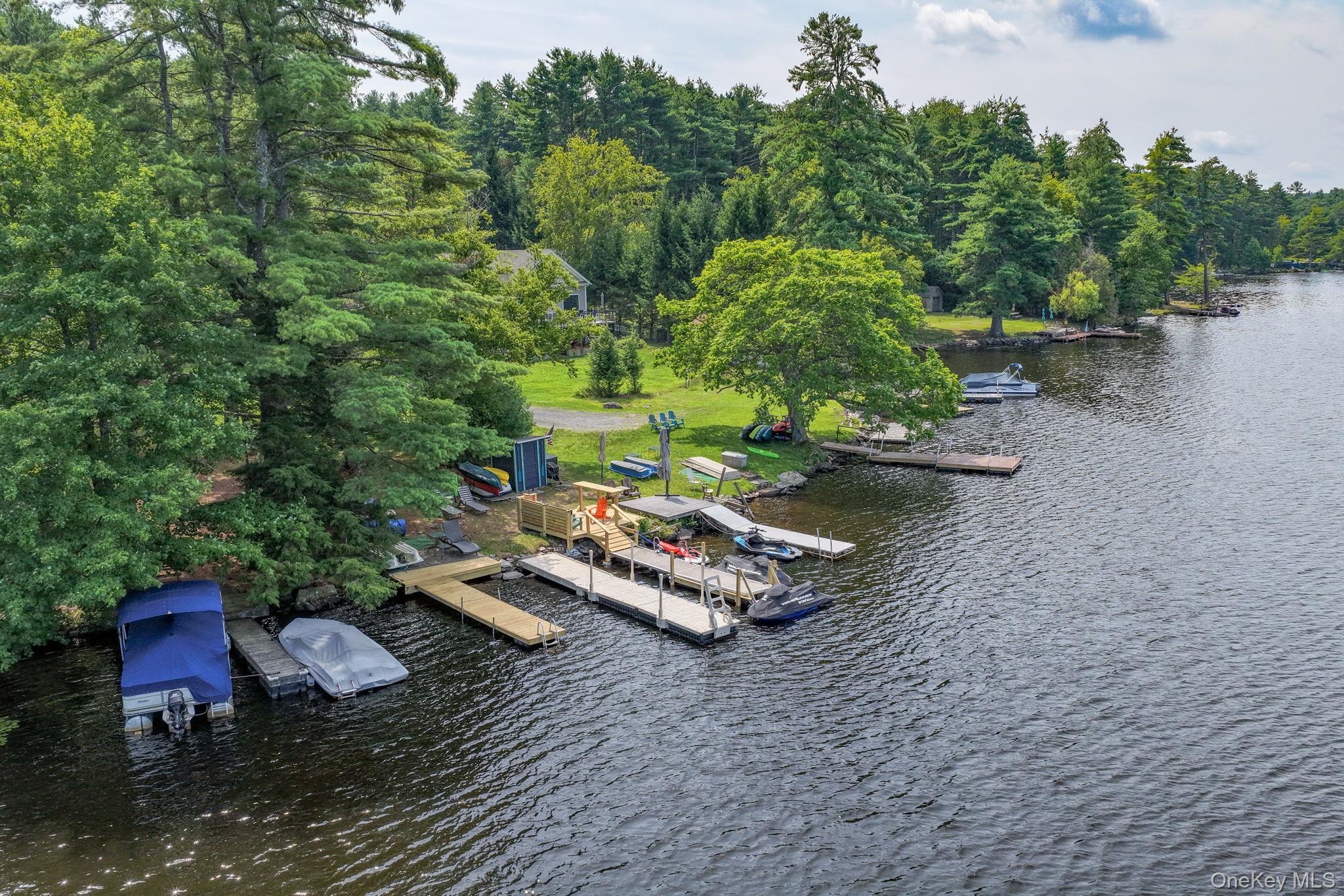 Single Family Beach  Sullivan County, NY 12737, MLS-1036645-3