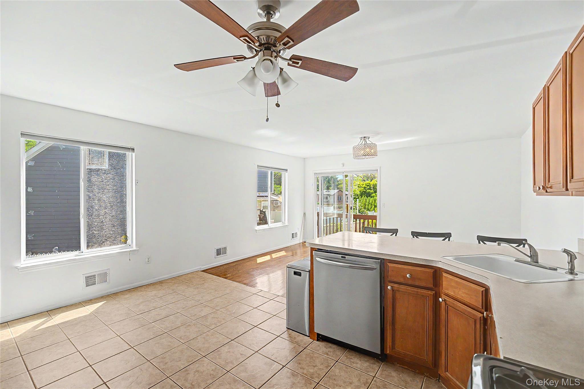 Single Family Greaves Avenue  Staten Island, NY 10308, MLS-1036657-11