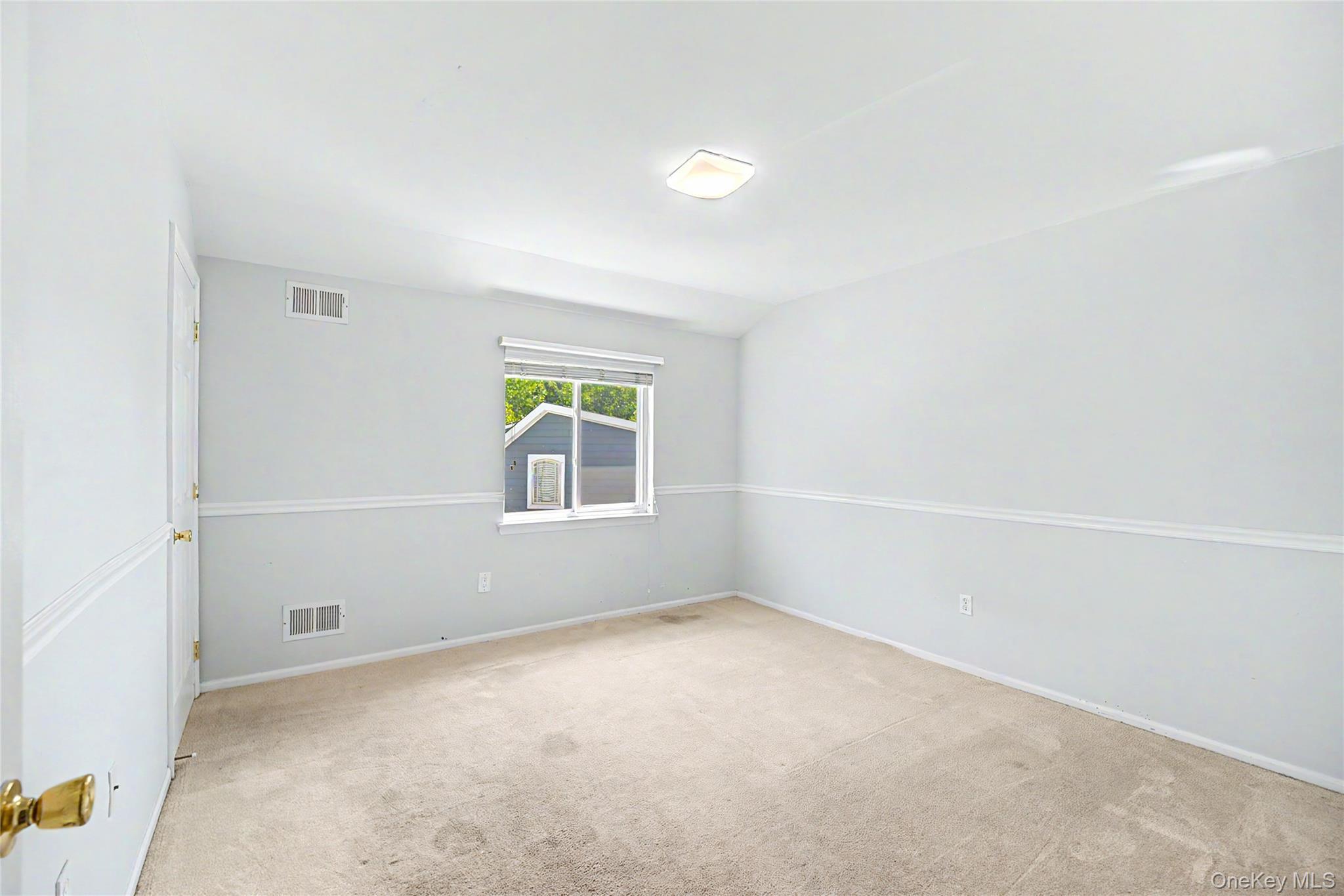 Single Family Greaves Avenue  Staten Island, NY 10308, MLS-1036657-13
