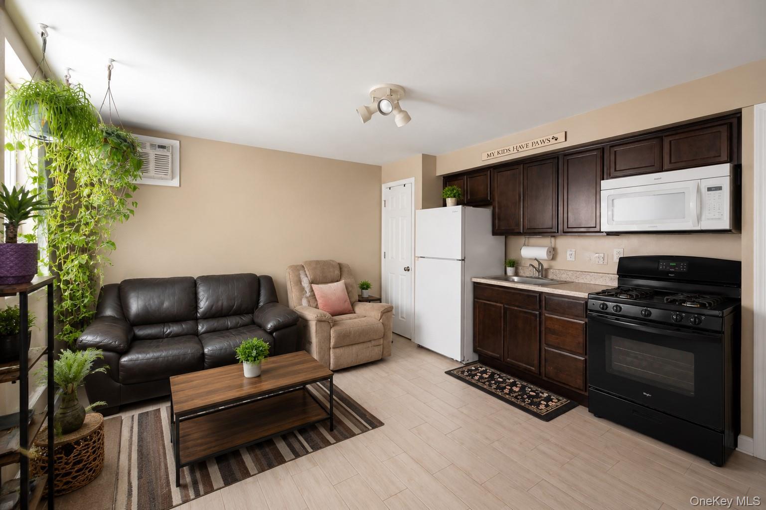 Single Family Greaves Avenue  Staten Island, NY 10308, MLS-1036657-18