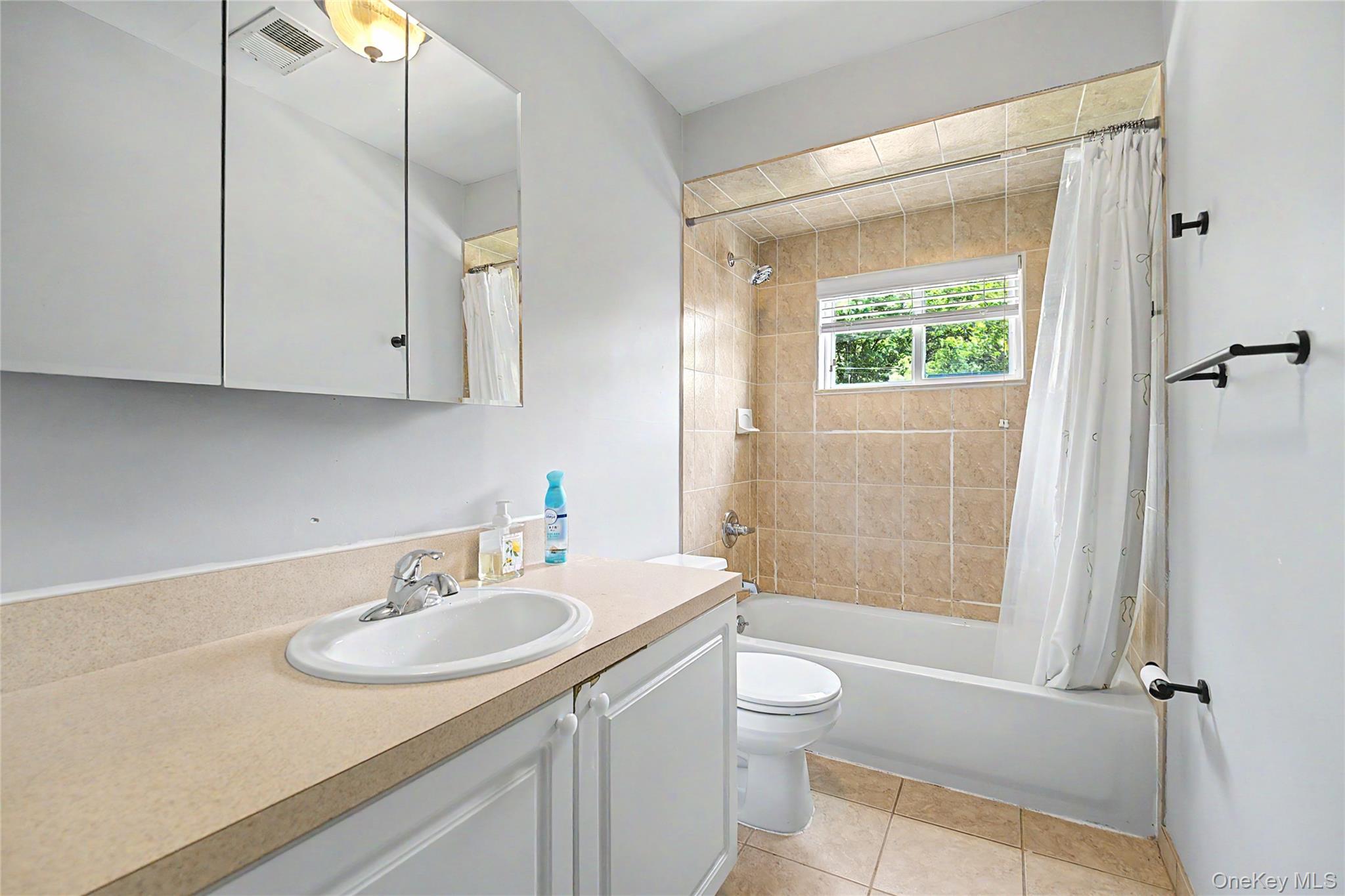 Single Family Greaves Avenue  Staten Island, NY 10308, MLS-1036657-23