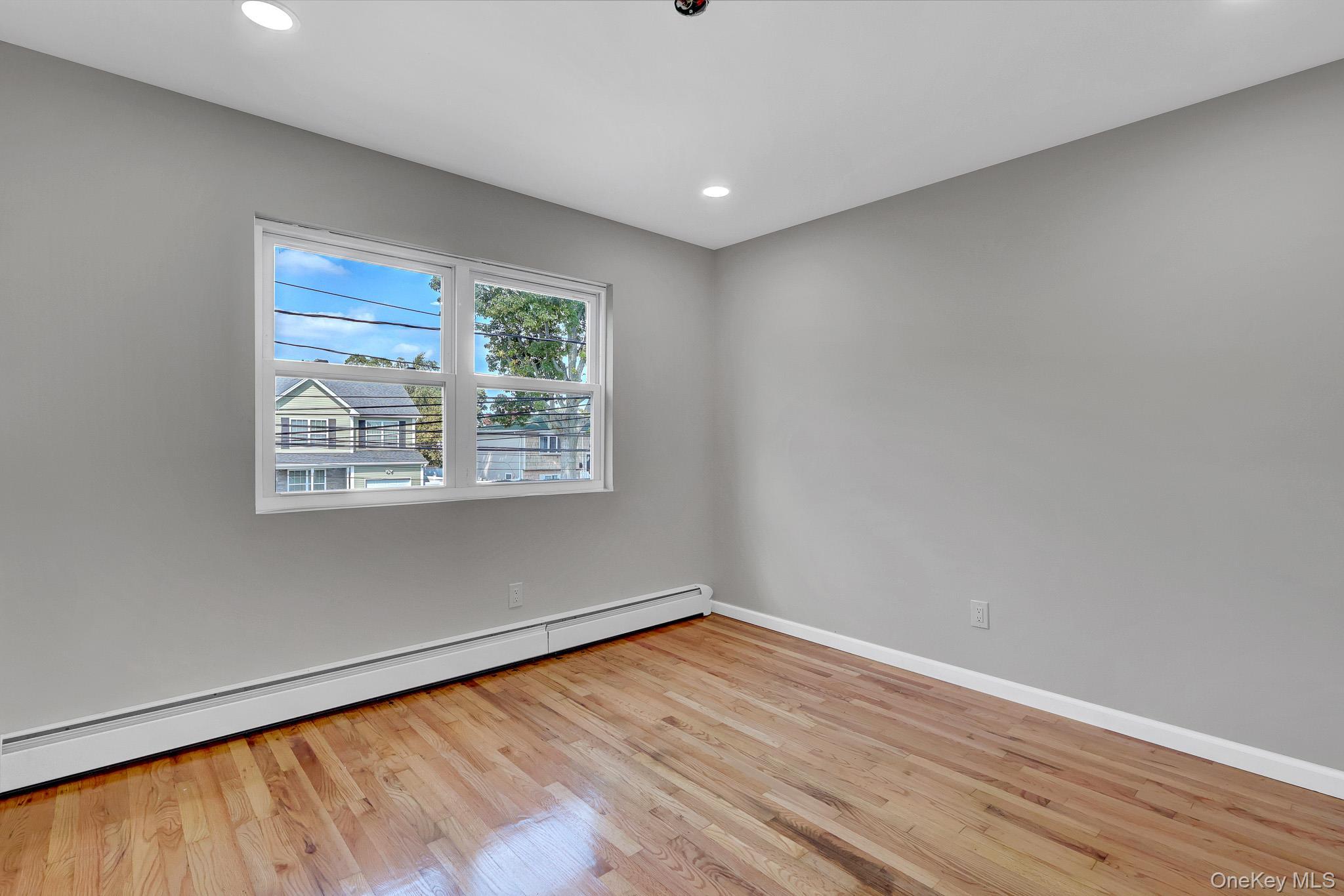 Single Family Ferraris Suffolk County, NY 11726, MLS-1036658-27