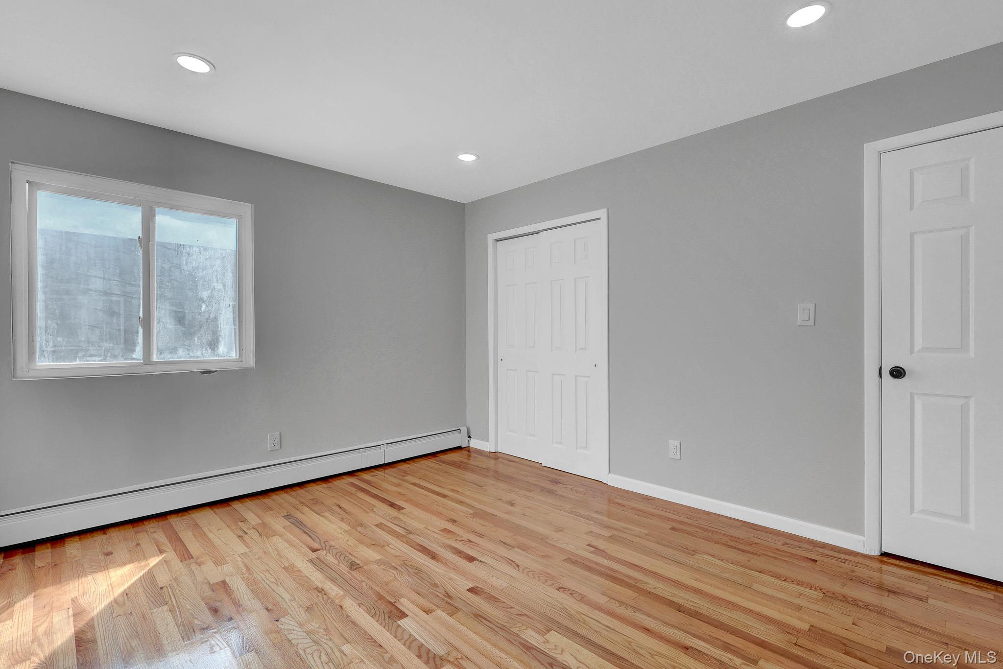 Single Family Ferraris Suffolk County, NY 11726, MLS-1036658-31