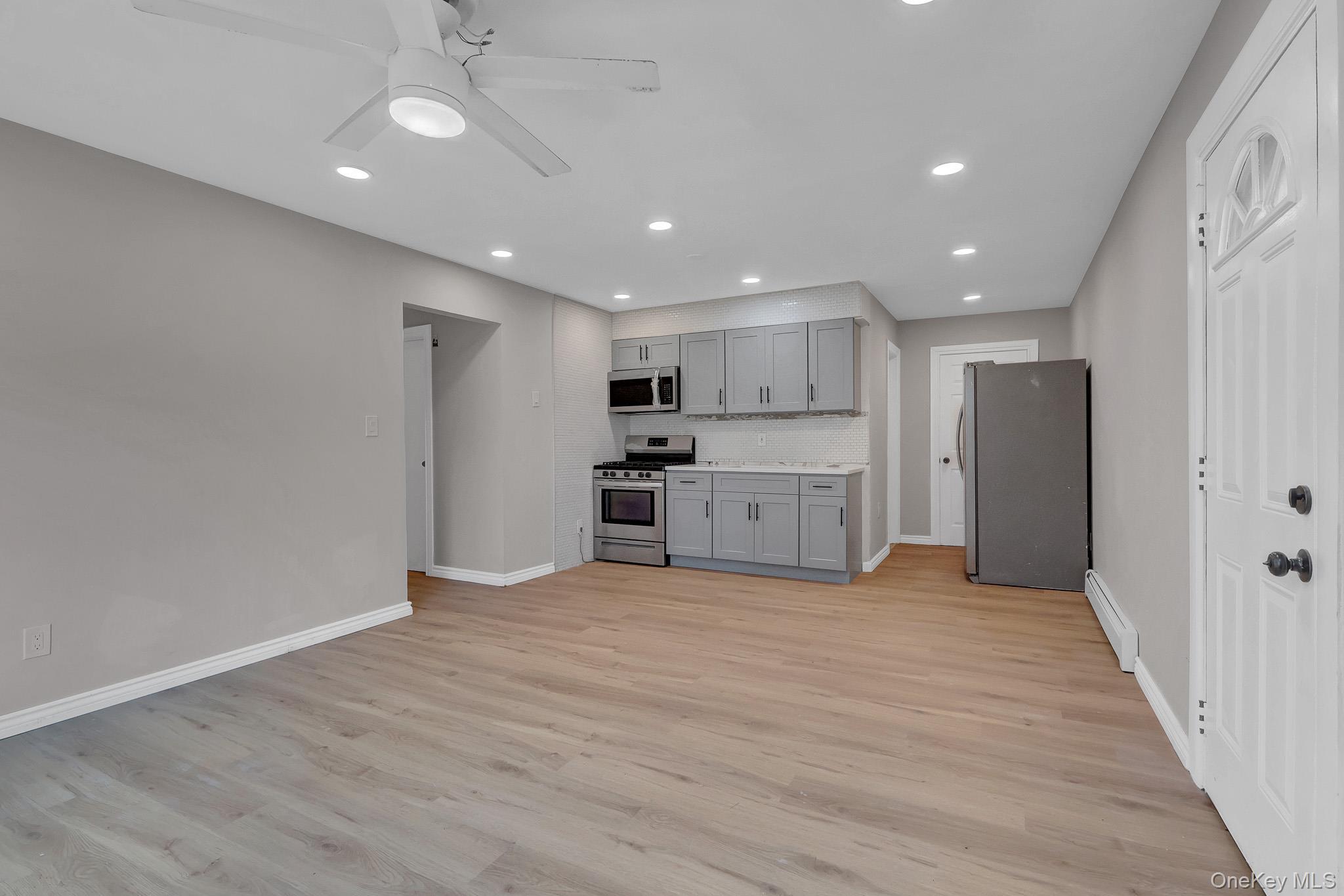 Single Family Ferraris Suffolk County, NY 11726, MLS-1036658-9