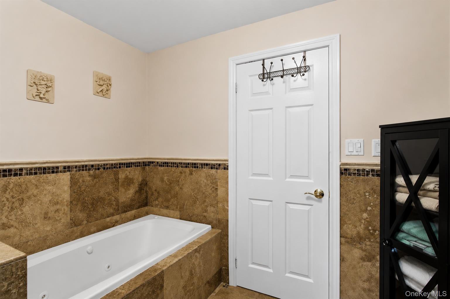 Single Family Hillside Avenue Dutchess County, NY 12594, MLS-1036661-19