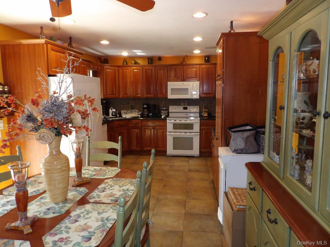 Single Family George Hill Road Suffolk County, NY 11766, MLS-1036668-13