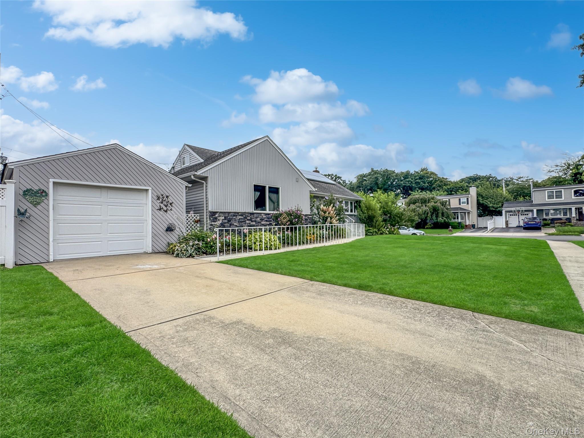 Single Family Charles Road Nassau County, NY 11793, MLS-1036672-2
