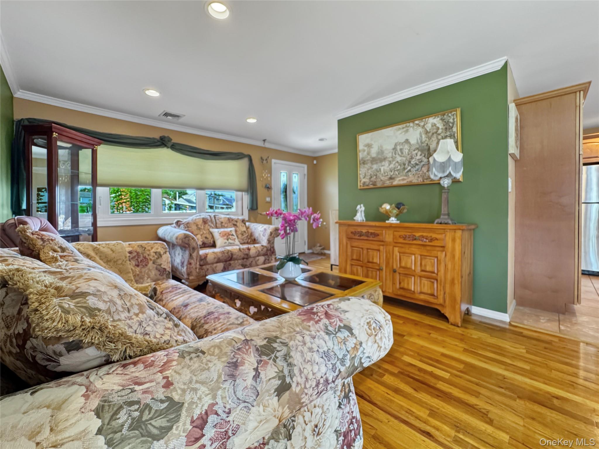 Single Family Charles Road Nassau County, NY 11793, MLS-1036672-6