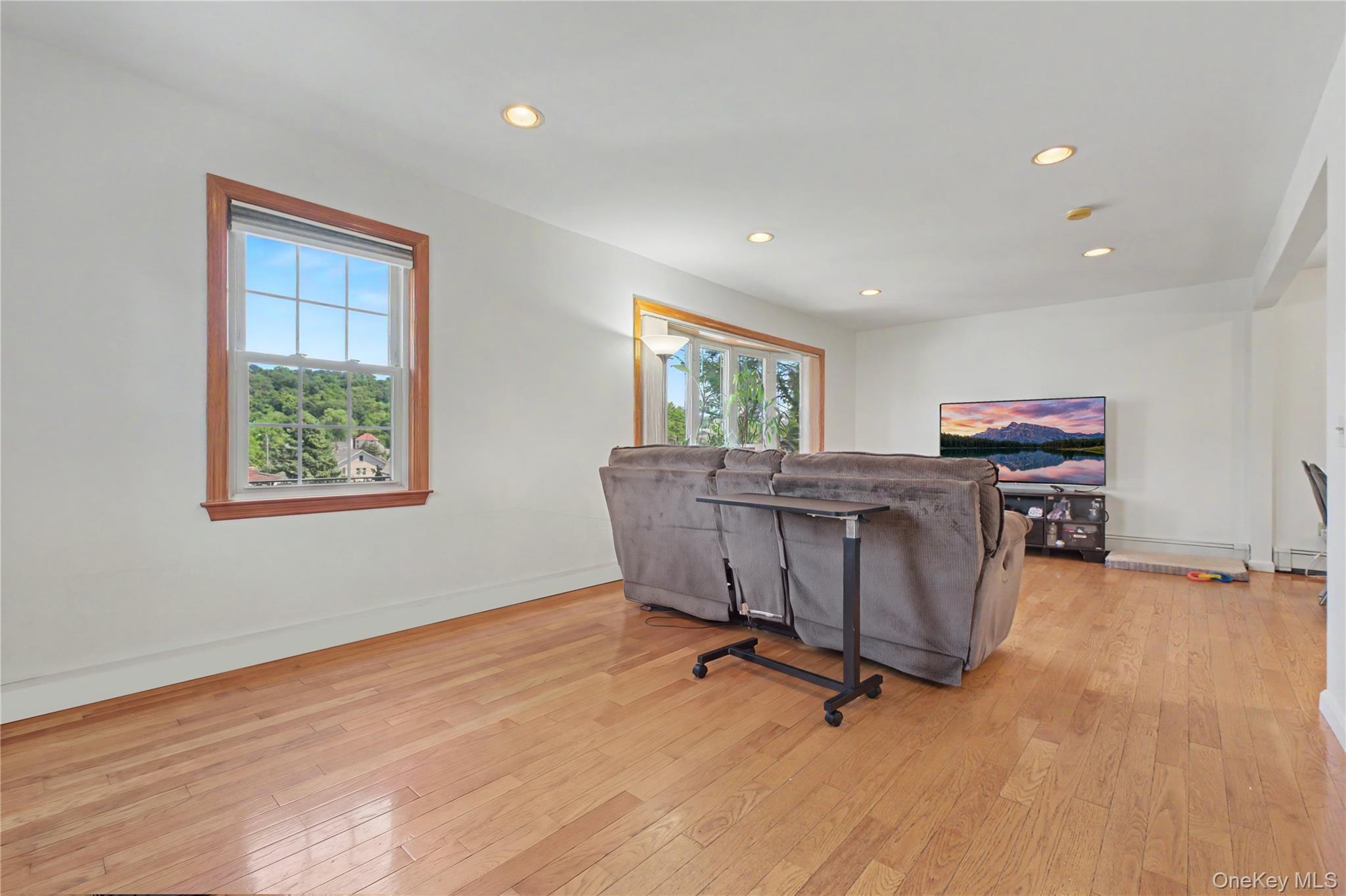 Single Family Marion Avenue Westchester County, NY 10566, MLS-1036680-7