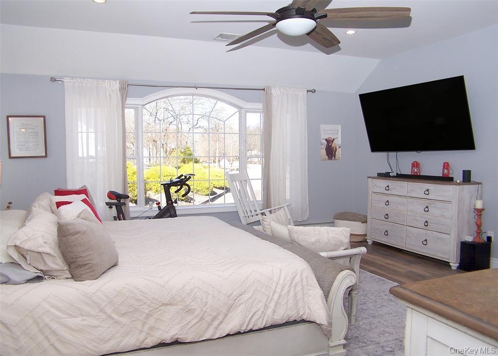 Single Family Doral Lane Suffolk County, NY 11980, MLS-1036687-12
