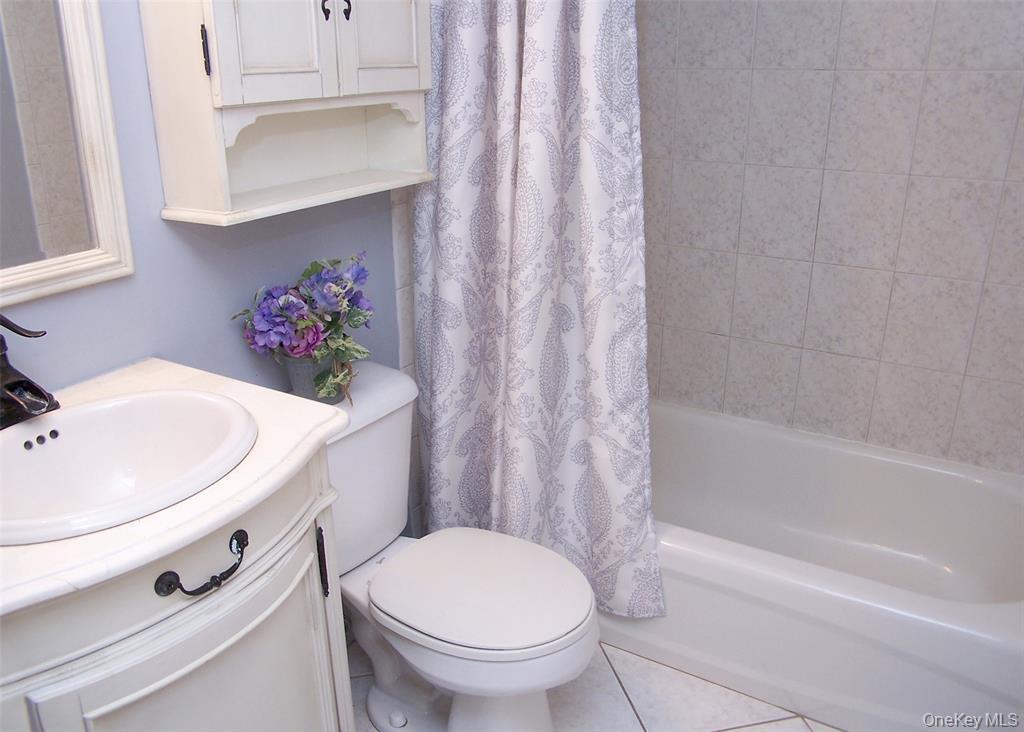 Single Family Doral Lane Suffolk County, NY 11980, MLS-1036687-22