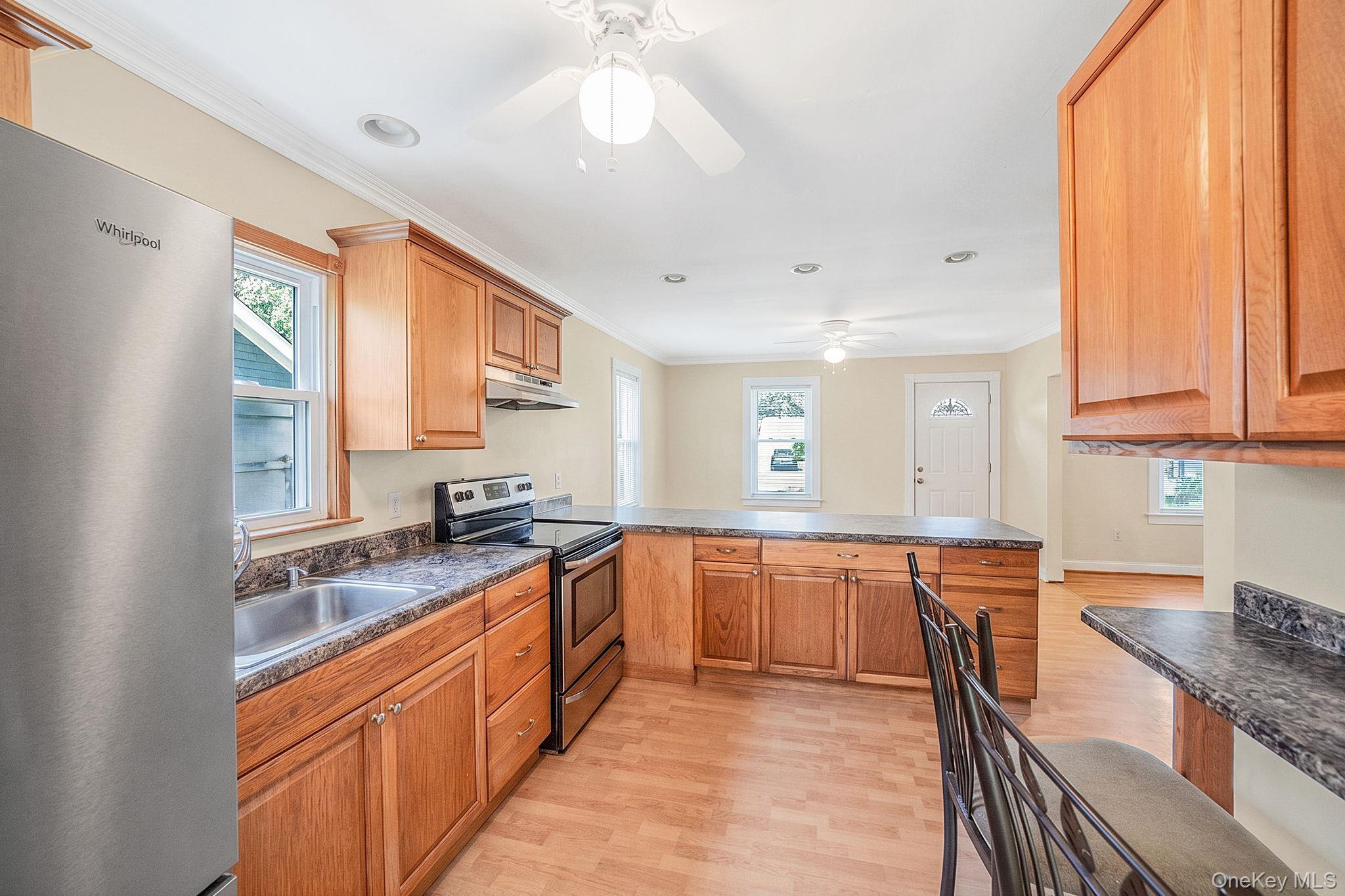 Single Family Clinton Avenue  Suffolk County, NY 11772, MLS-1036740-13