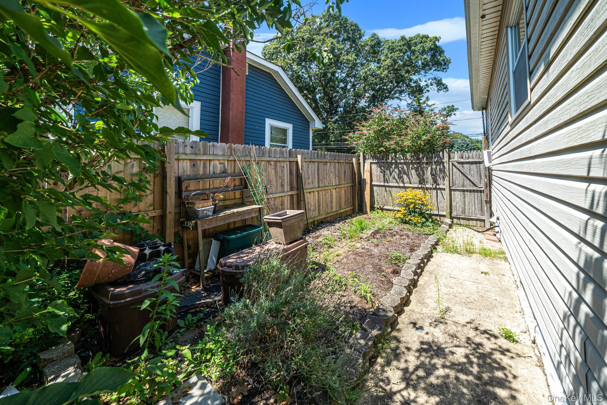 Single Family Clinton Avenue  Suffolk County, NY 11772, MLS-1036740-20