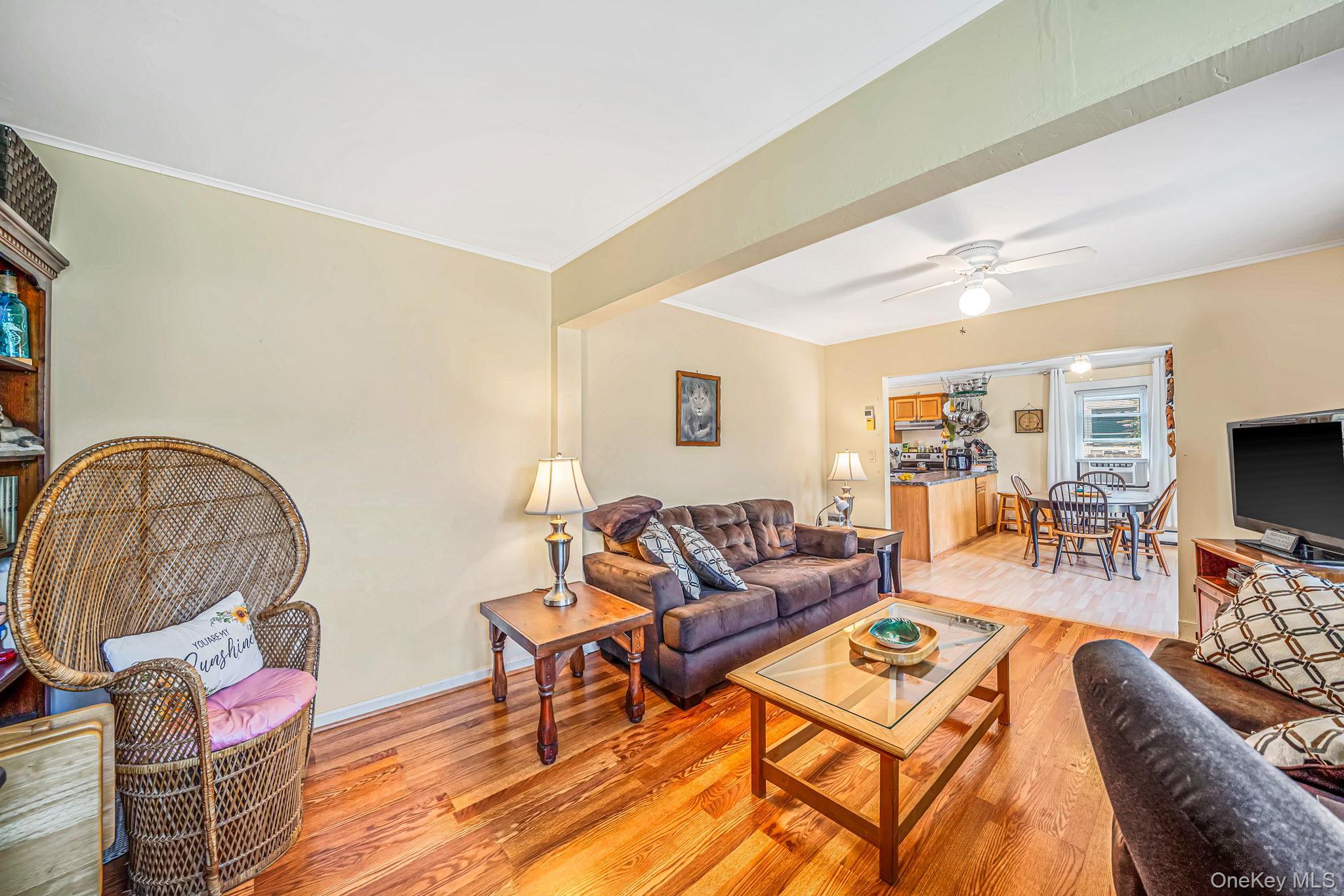 Single Family Clinton Avenue  Suffolk County, NY 11772, MLS-1036740-7