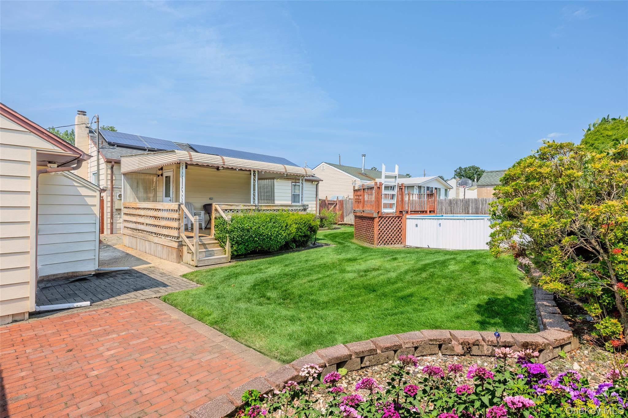 Single Family 15th Street Suffolk County, NY 11704, MLS-1036756-16