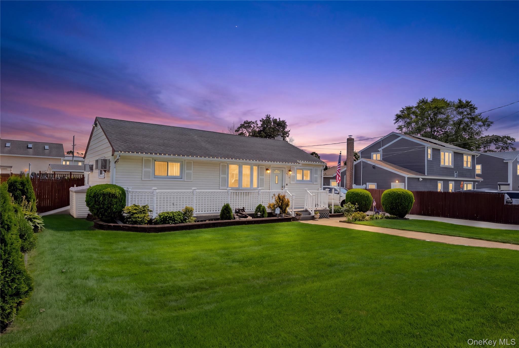 Single Family 15th Street  Suffolk County, NY 11704, MLS-1036756-23