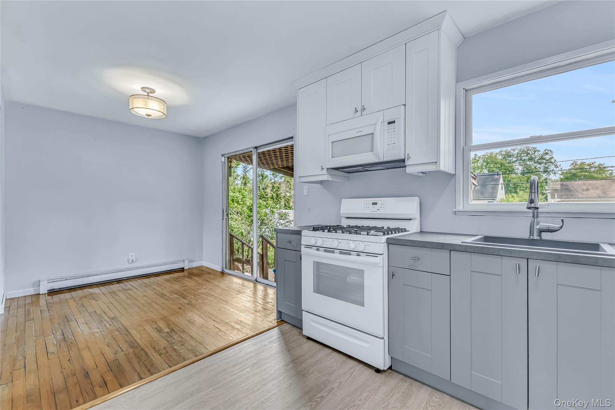 Single Family Saddle Lane  Suffolk County, NY 11720, MLS-1036761-10