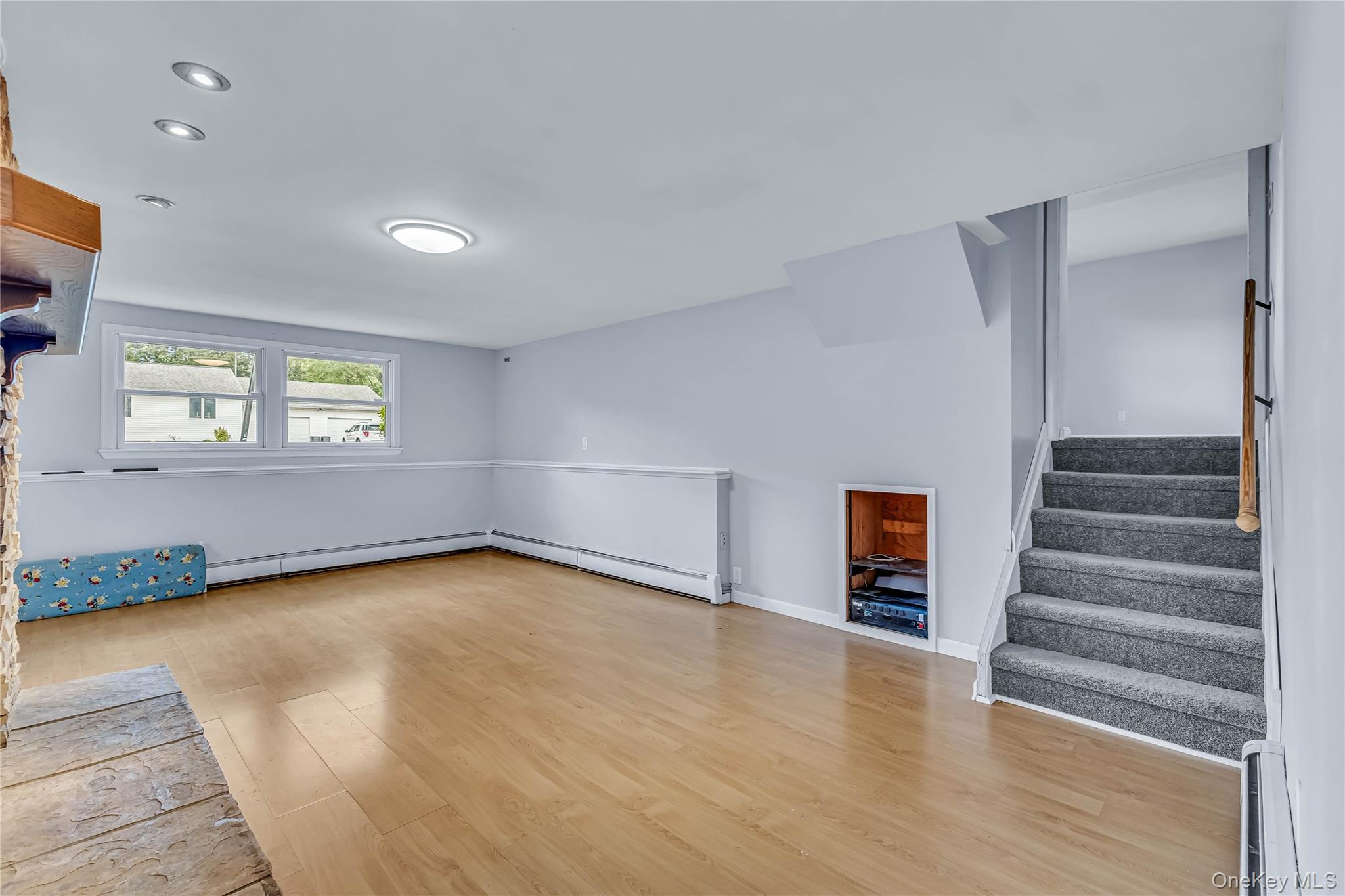 Single Family Saddle Lane  Suffolk County, NY 11720, MLS-1036761-13