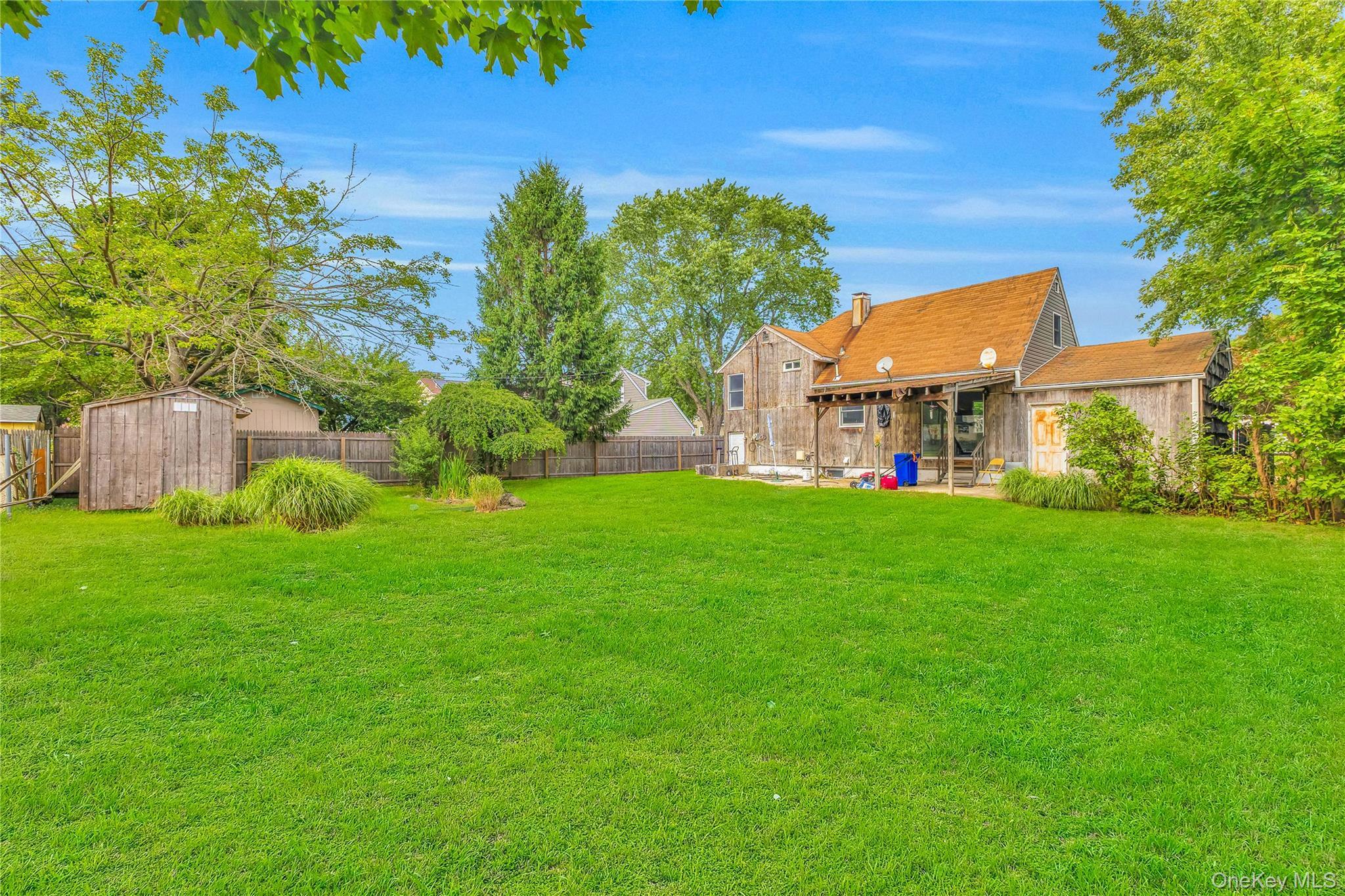 Single Family Saddle Lane  Suffolk County, NY 11720, MLS-1036761-3