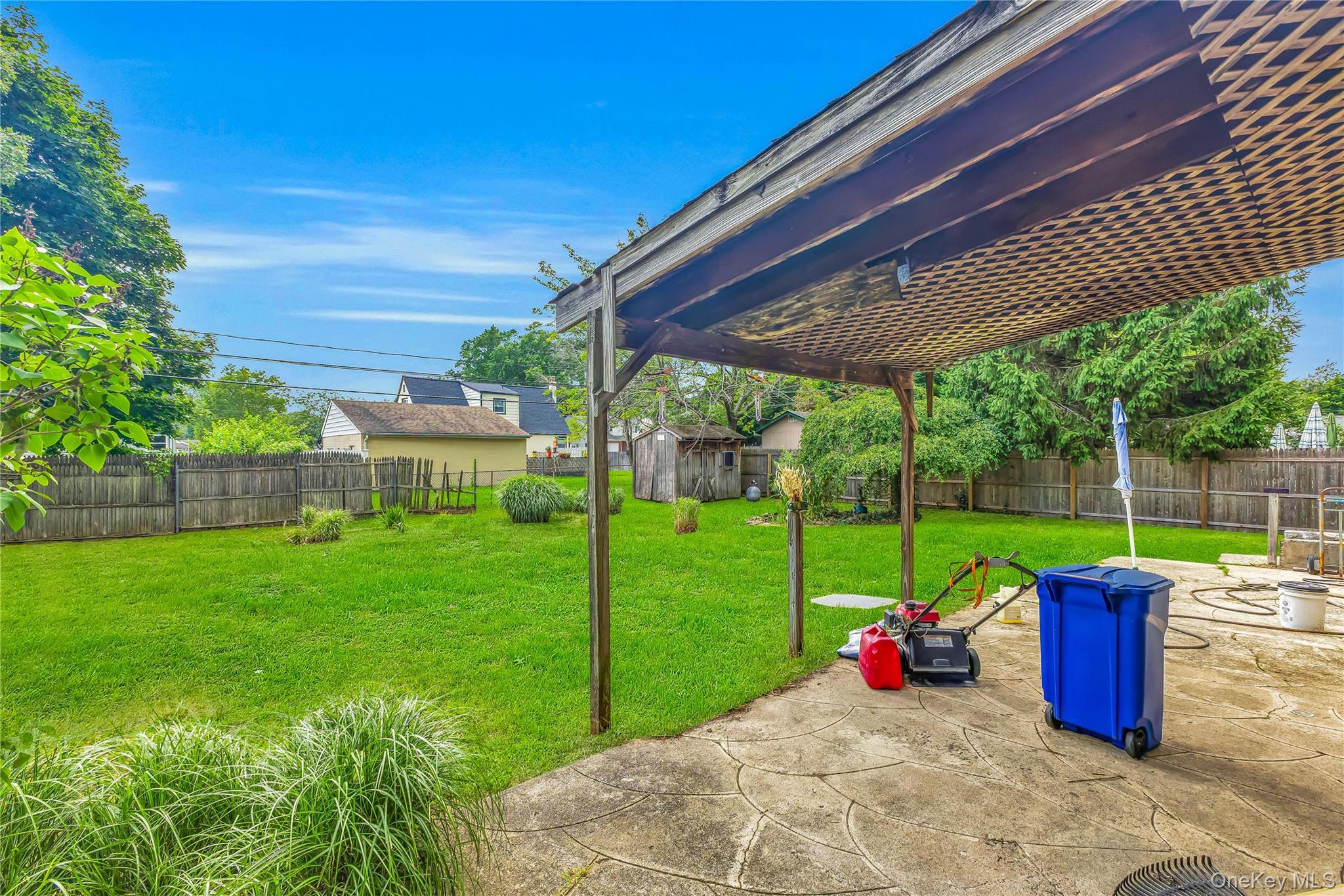 Single Family Saddle Lane  Suffolk County, NY 11720, MLS-1036761-4