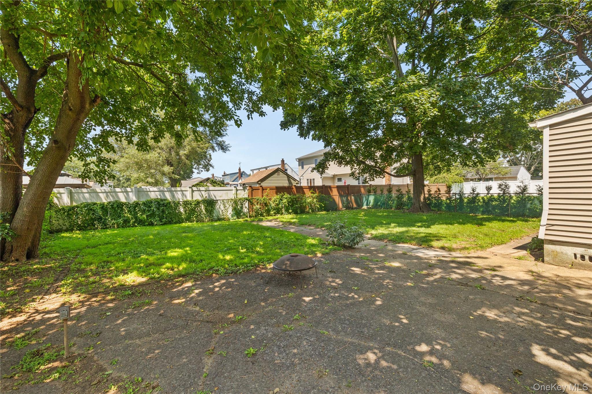Single Family Buffalo Avenue Suffolk County, NY 11757, MLS-1036764-20