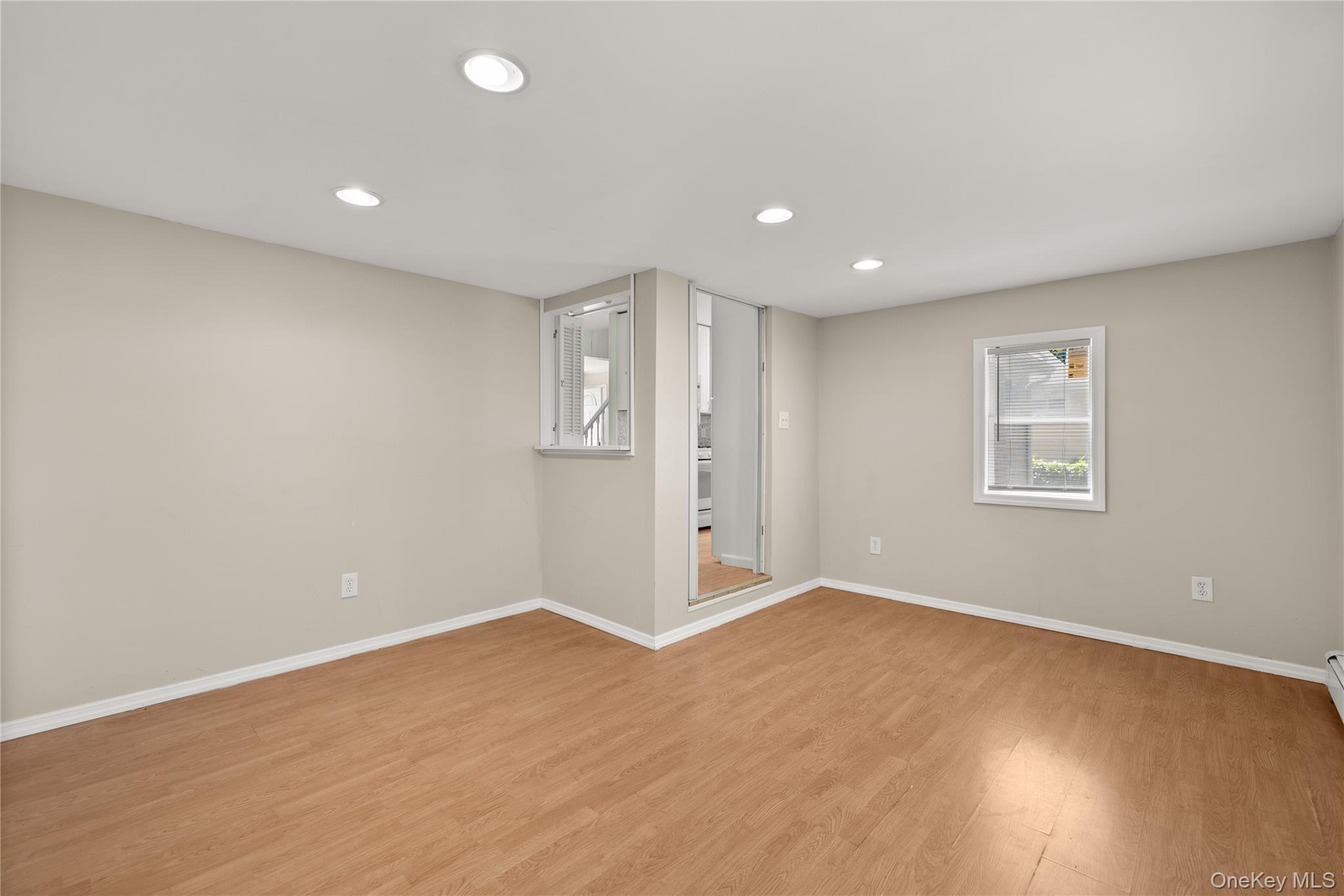 Single Family Buffalo Avenue Suffolk County, NY 11757, MLS-1036764-9